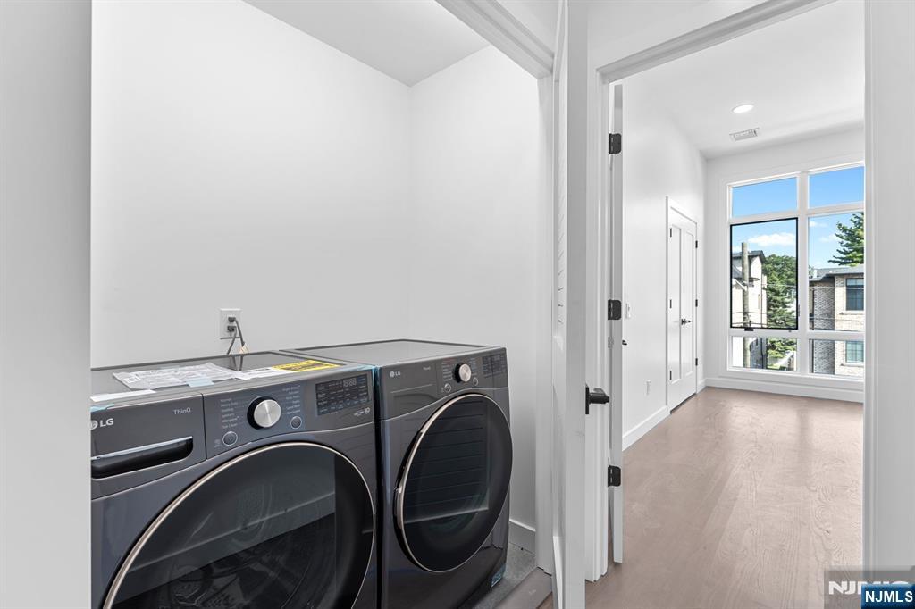 230 Grant Avenue Townhouse