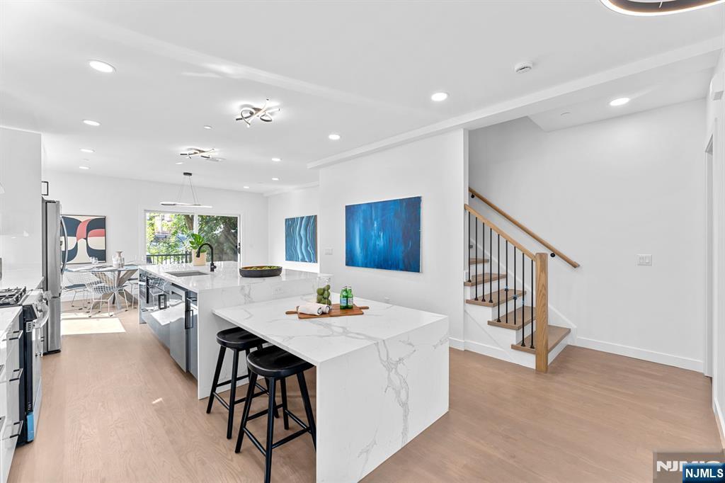 230 Grant Avenue Townhouse