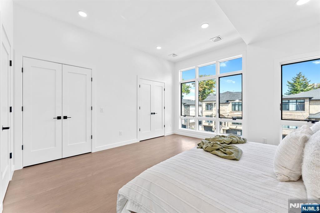 230 Grant Avenue Townhouse