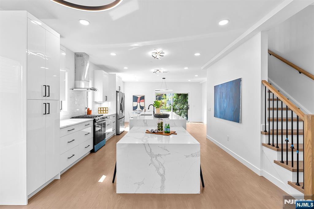 230 Grant Avenue Townhouse