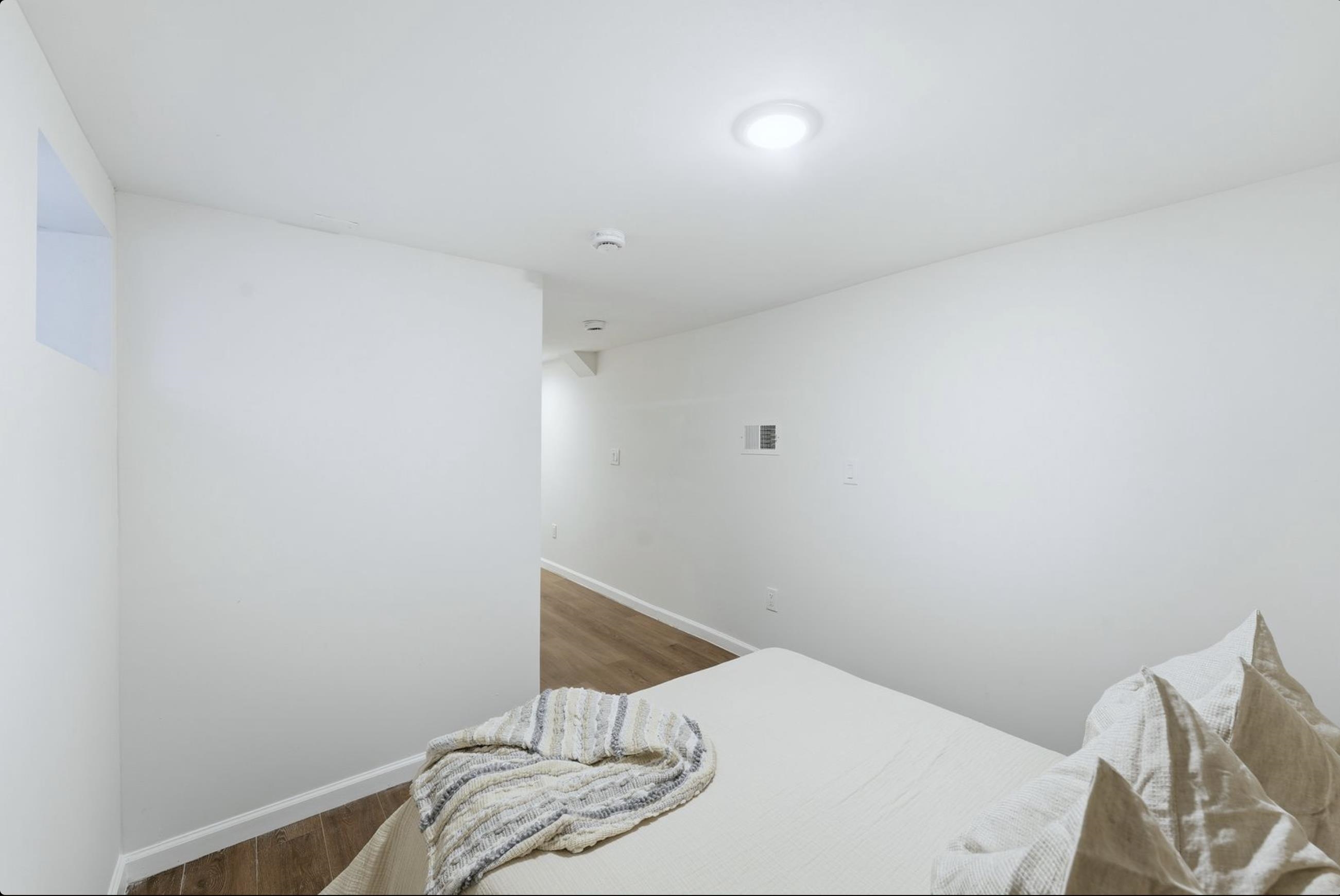 155 1/2 ARLINGTON AVE