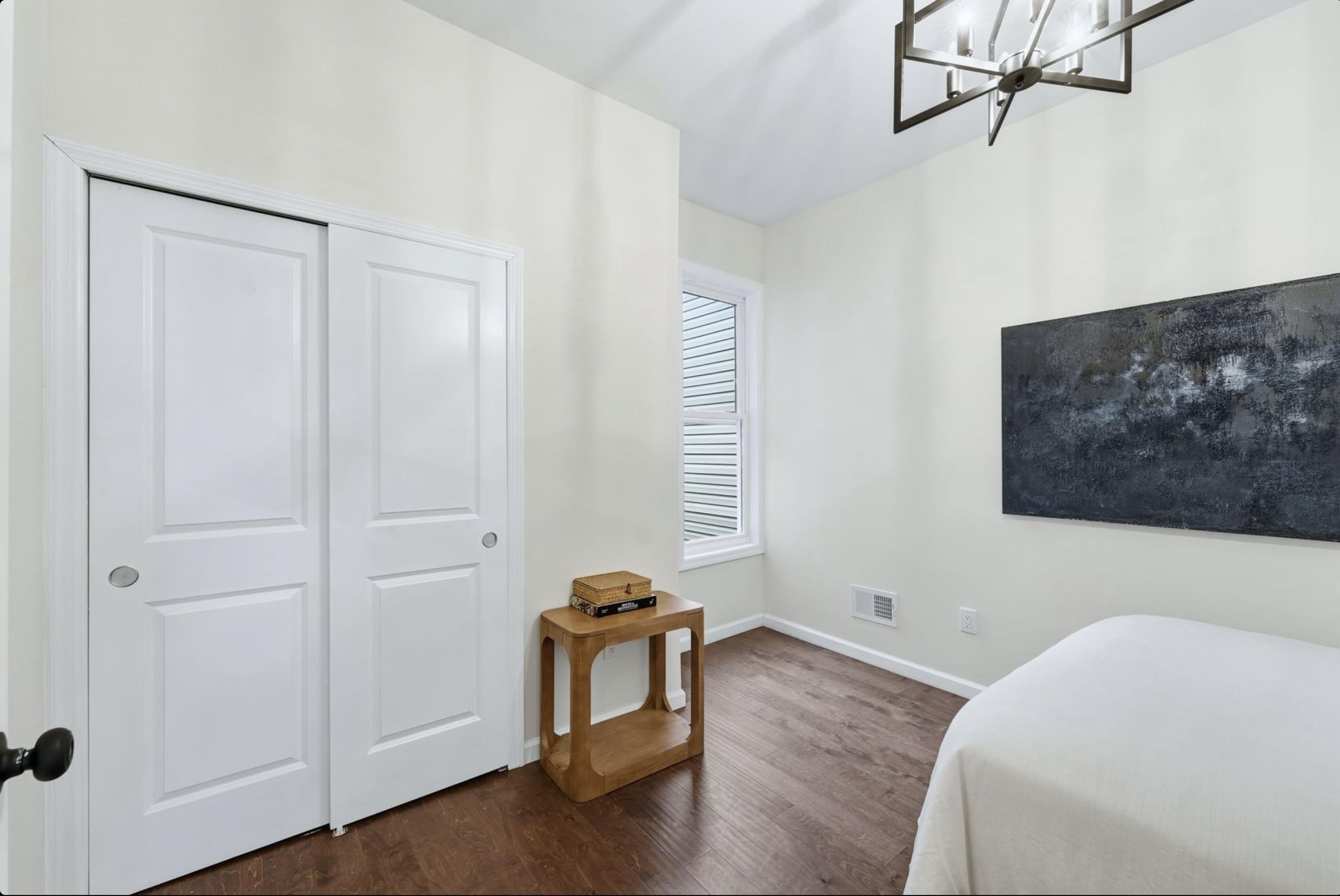 155 1/2 ARLINGTON AVE