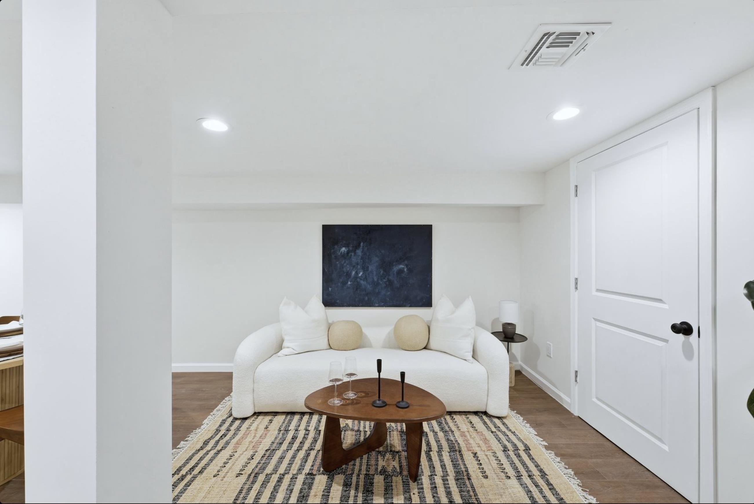 155 1/2 ARLINGTON AVE