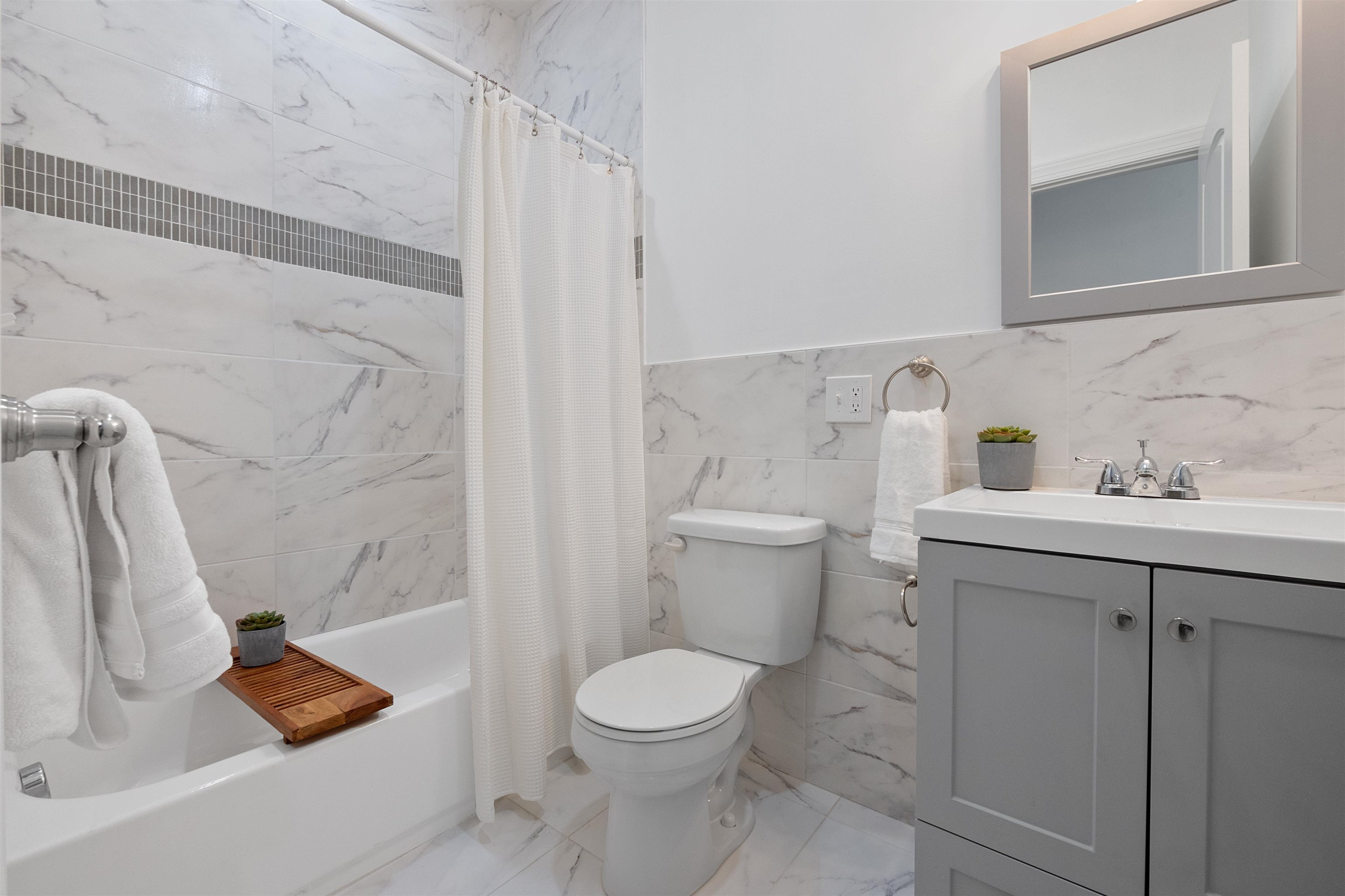 111 CHARLES ST Unit: 2