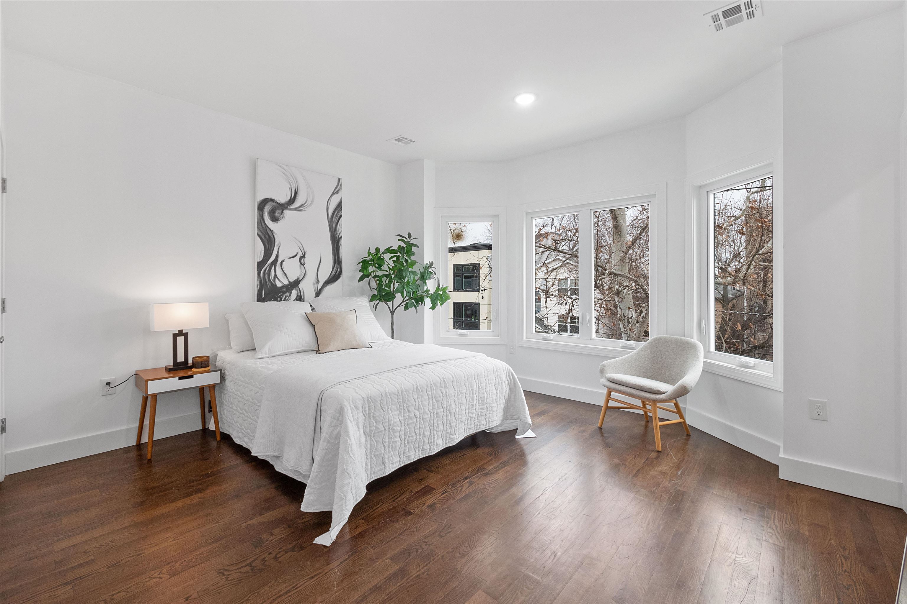 111 CHARLES ST Unit: 2