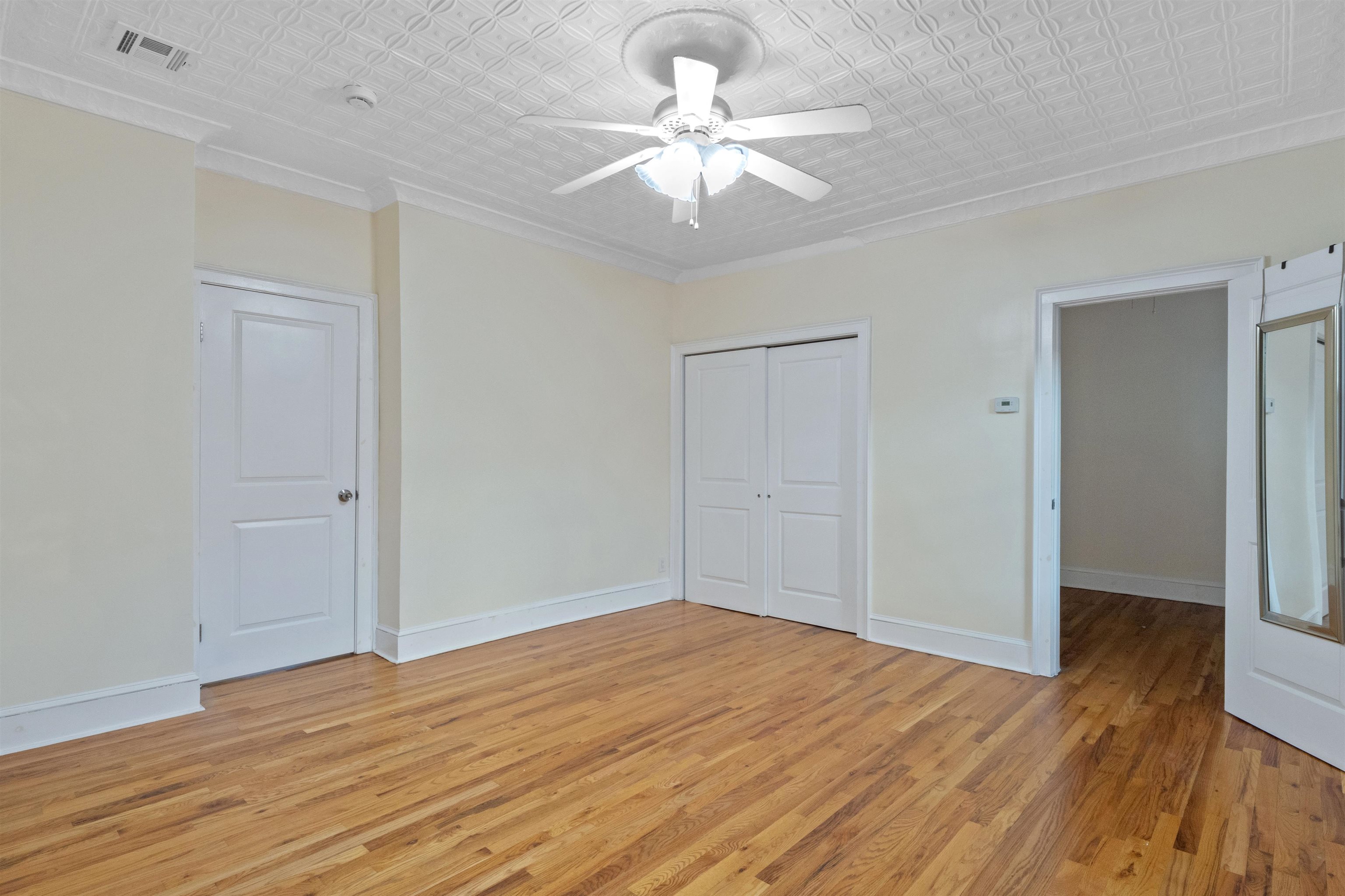 204 BEACON AVE Unit: 2