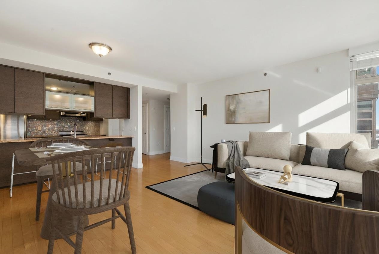 10 REGENT ST Unit: 506