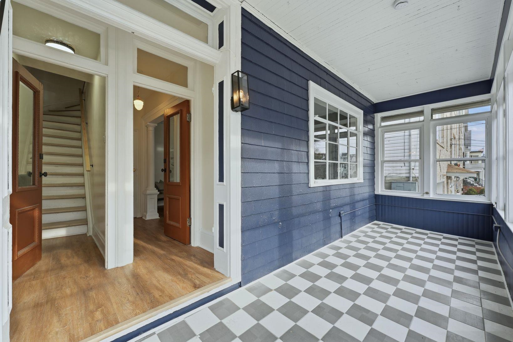 114 OAK ST