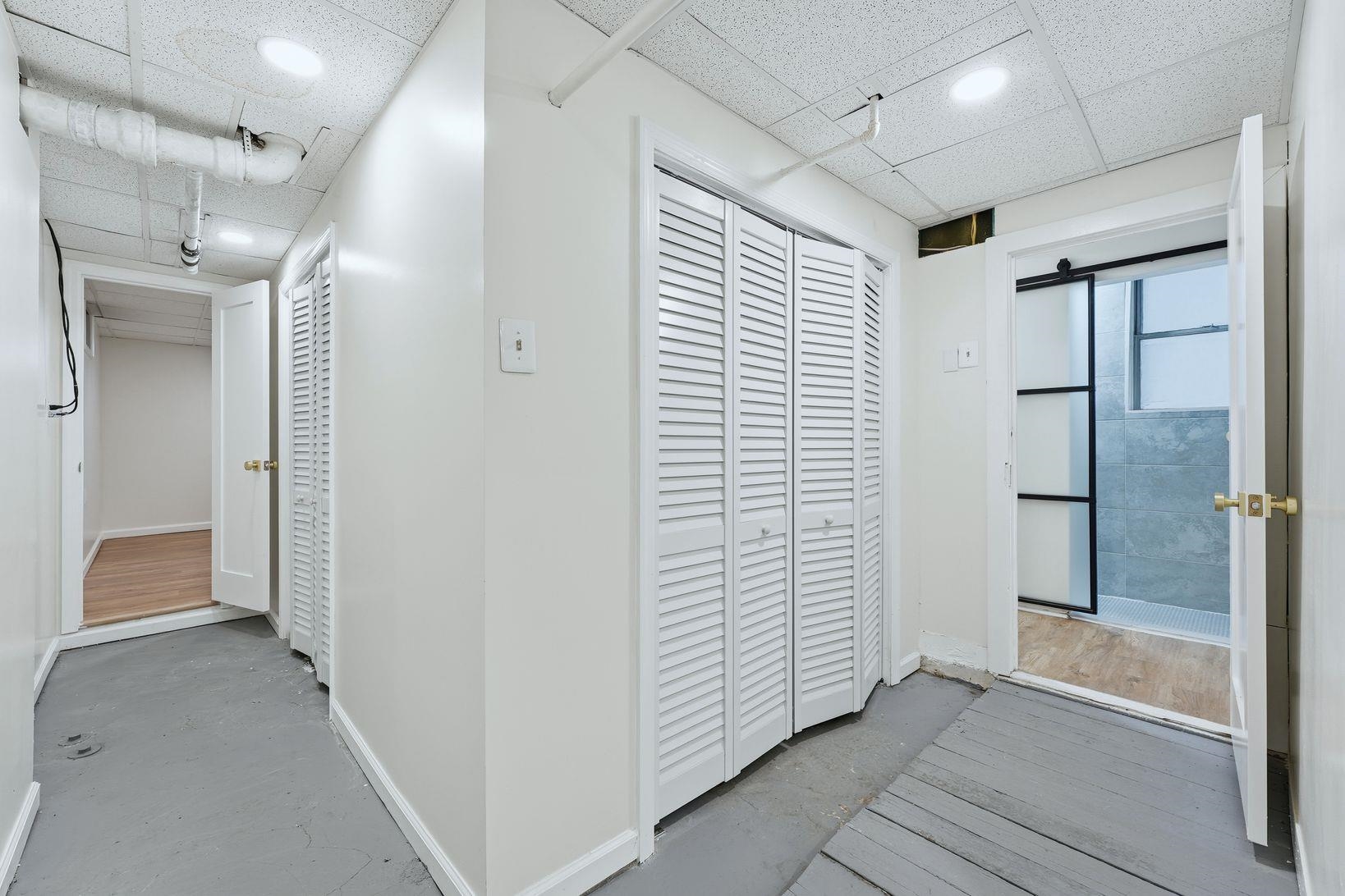 114 OAK ST
