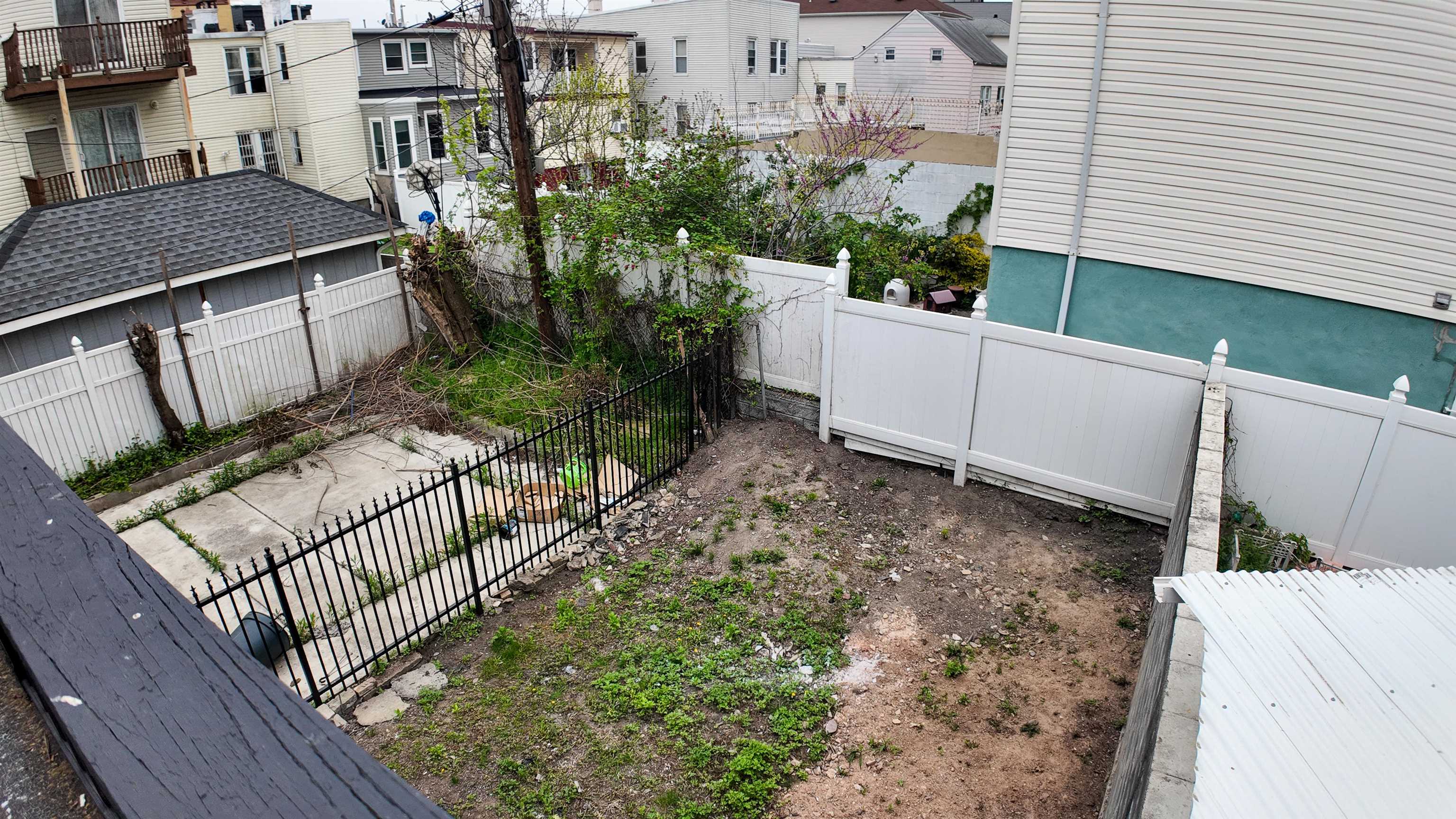 518 PATERSON PLANK RD