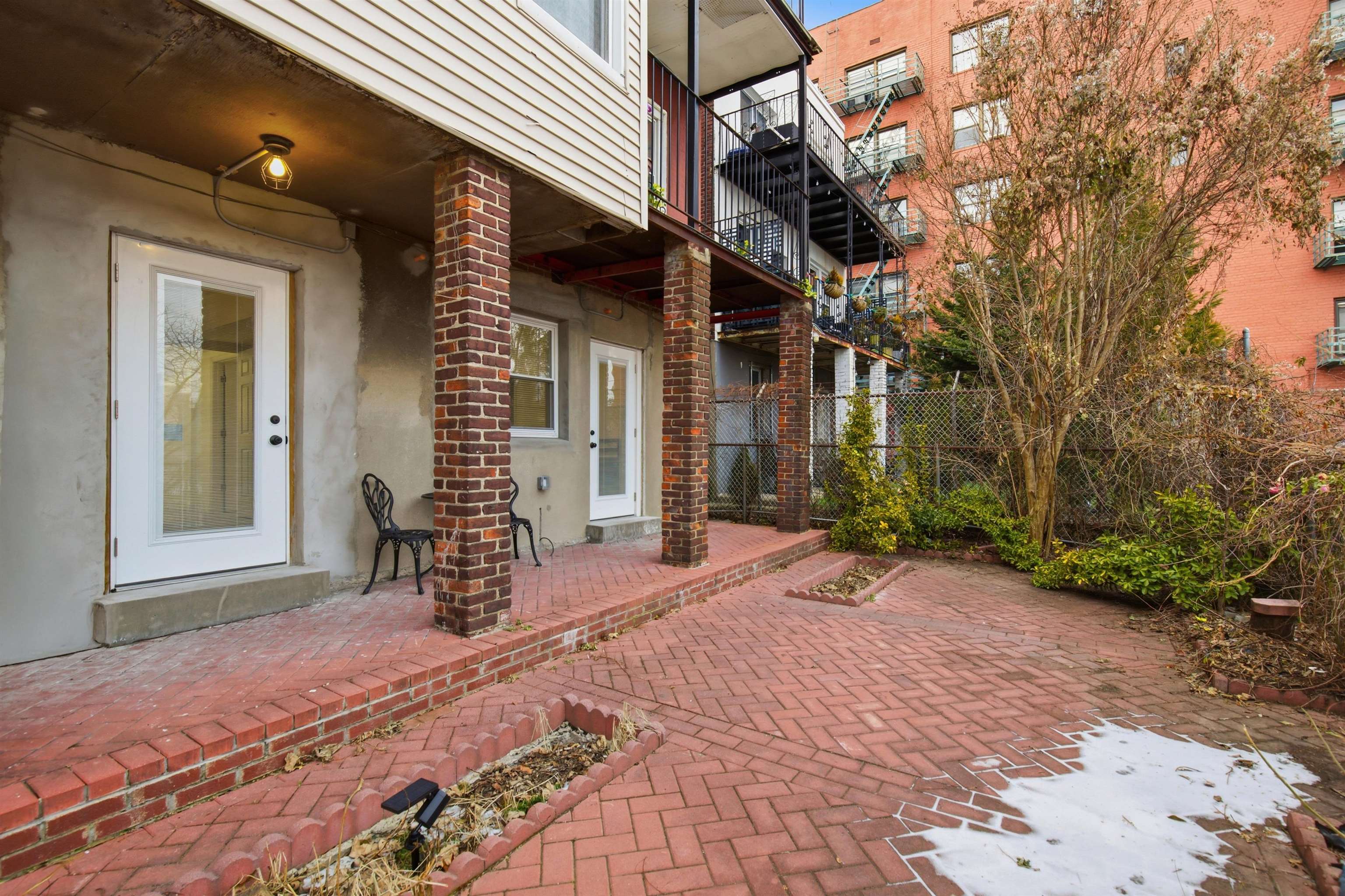 1012 PALISADE AVE Unit: 1