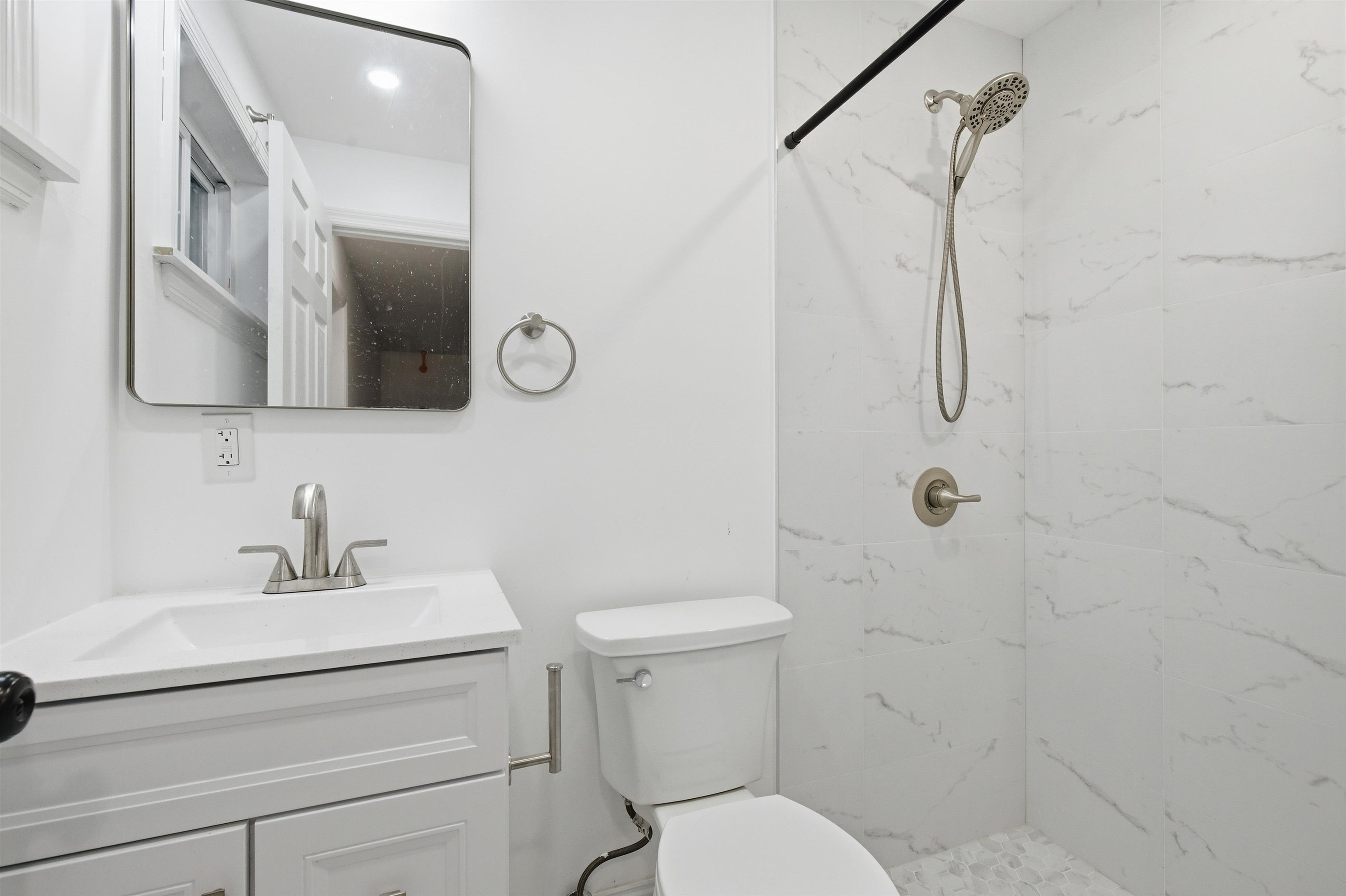 1012 PALISADE AVE Unit: 1