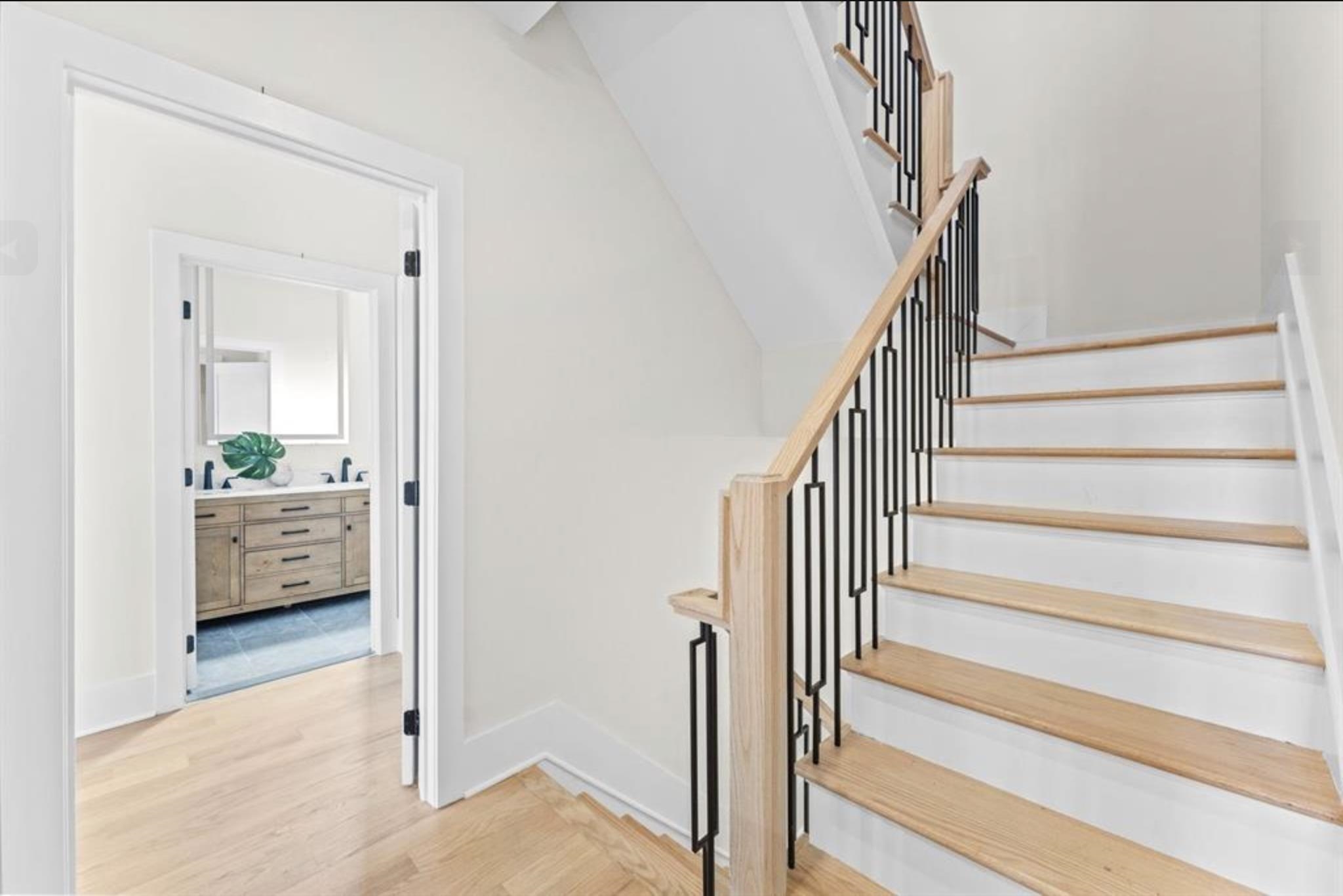 249 BERGEN AVE Unit: Penthouse