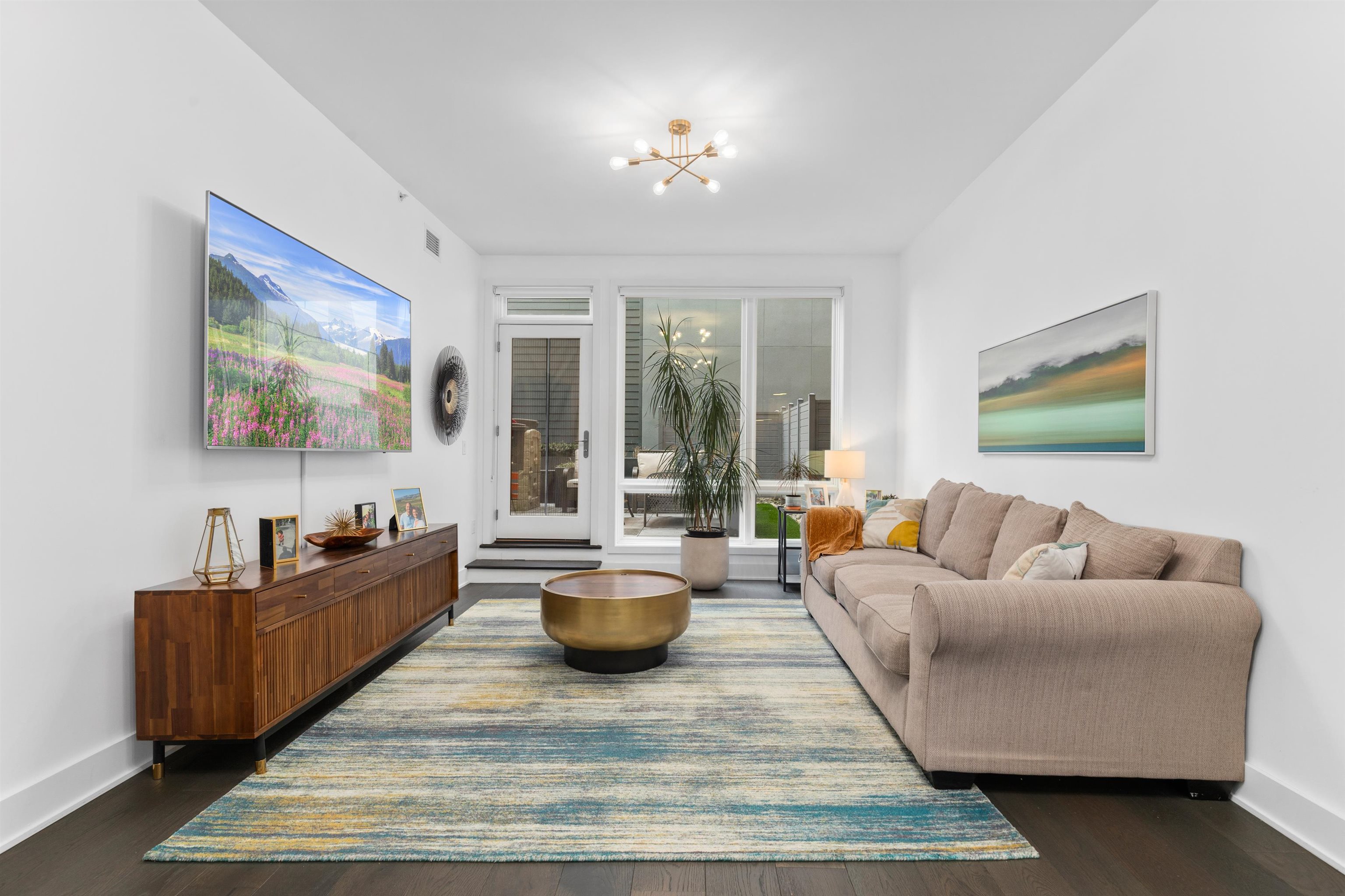 380 NEWARK AVE Unit: 601