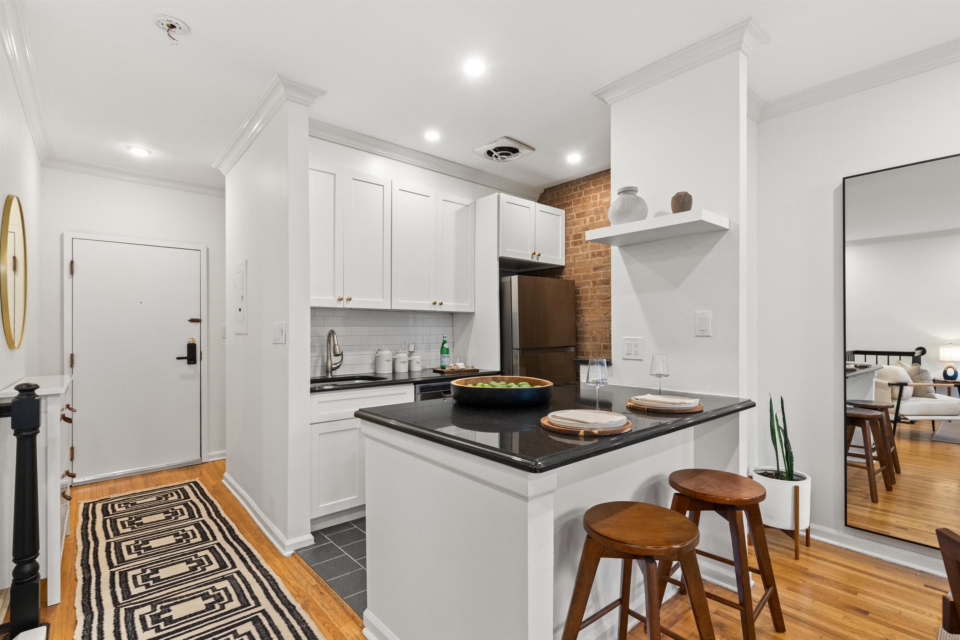 1315 WASHINGTON ST Unit: #1A