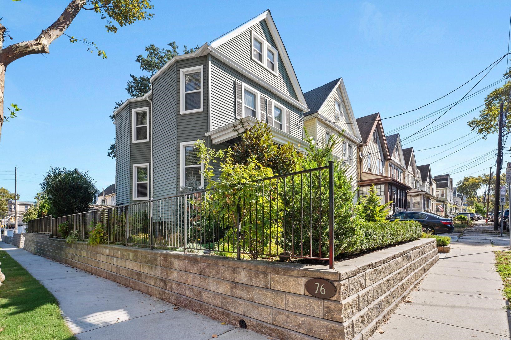 76 CONDICT ST