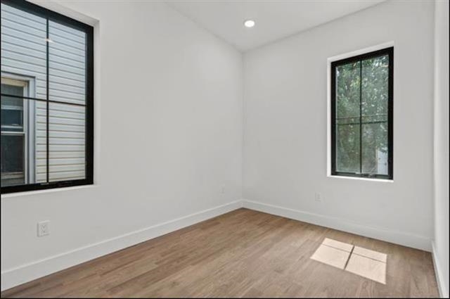 41 47TH ST Unit: 2