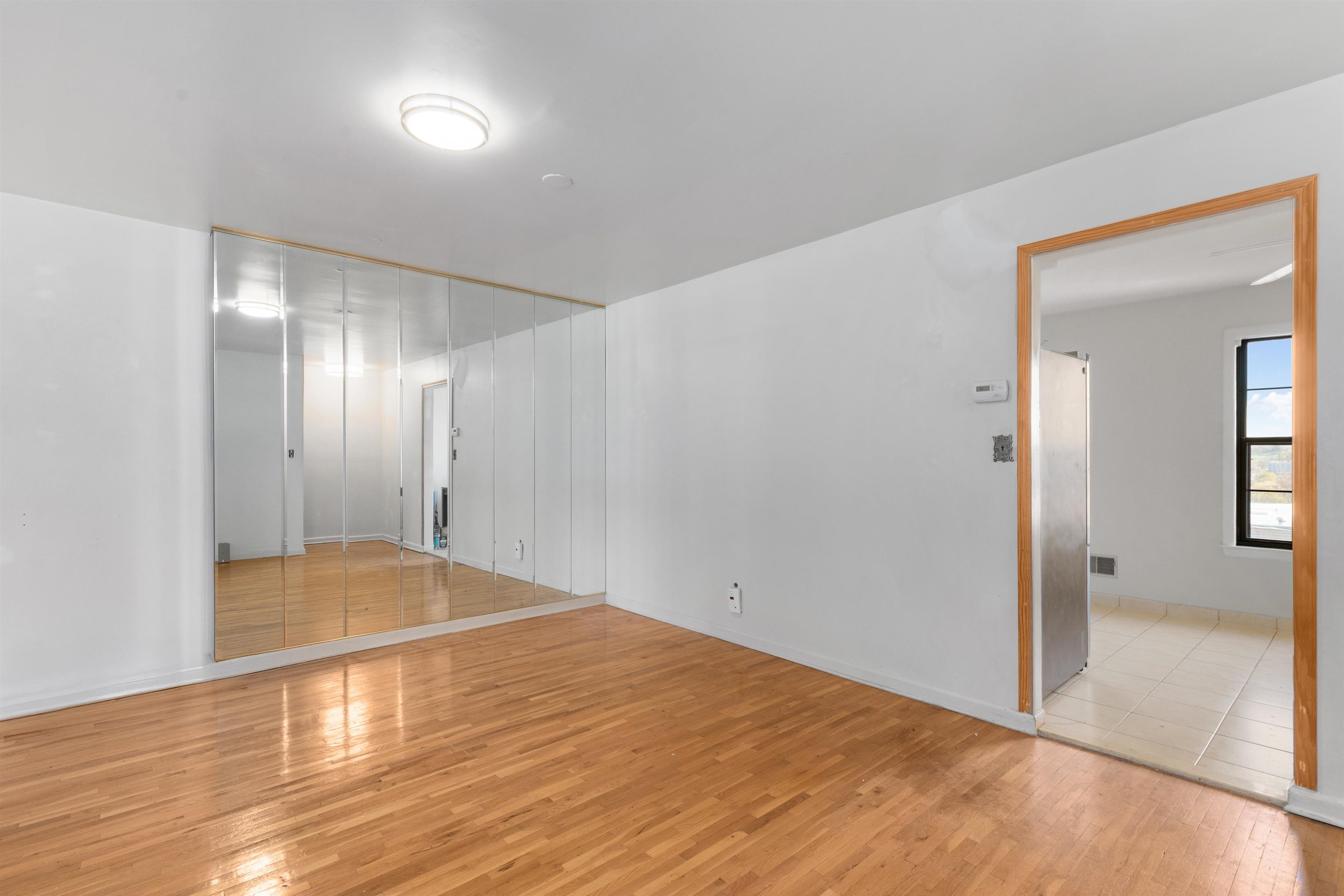 3624 LINCOLN TERRACE