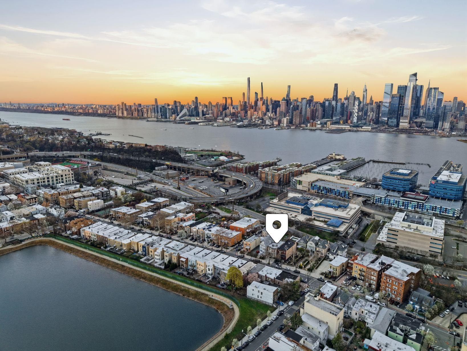 412 GREGORY AVE Unit: 1