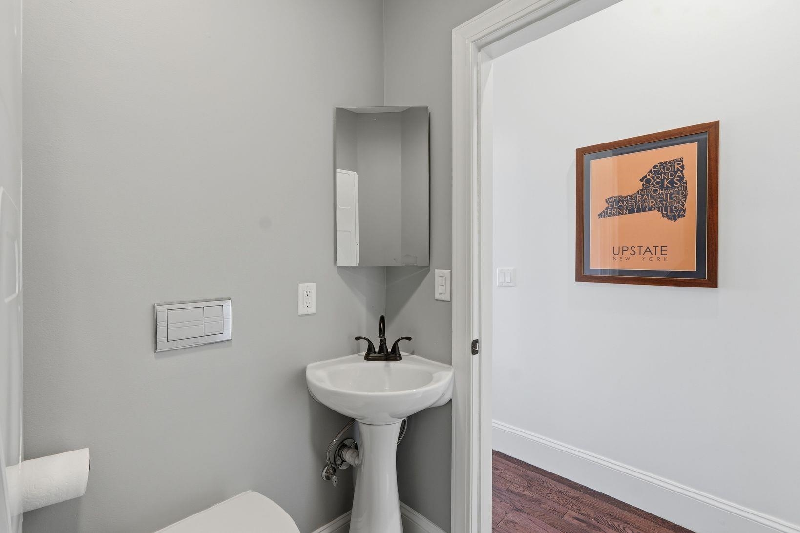 412 GREGORY AVE Unit: 1