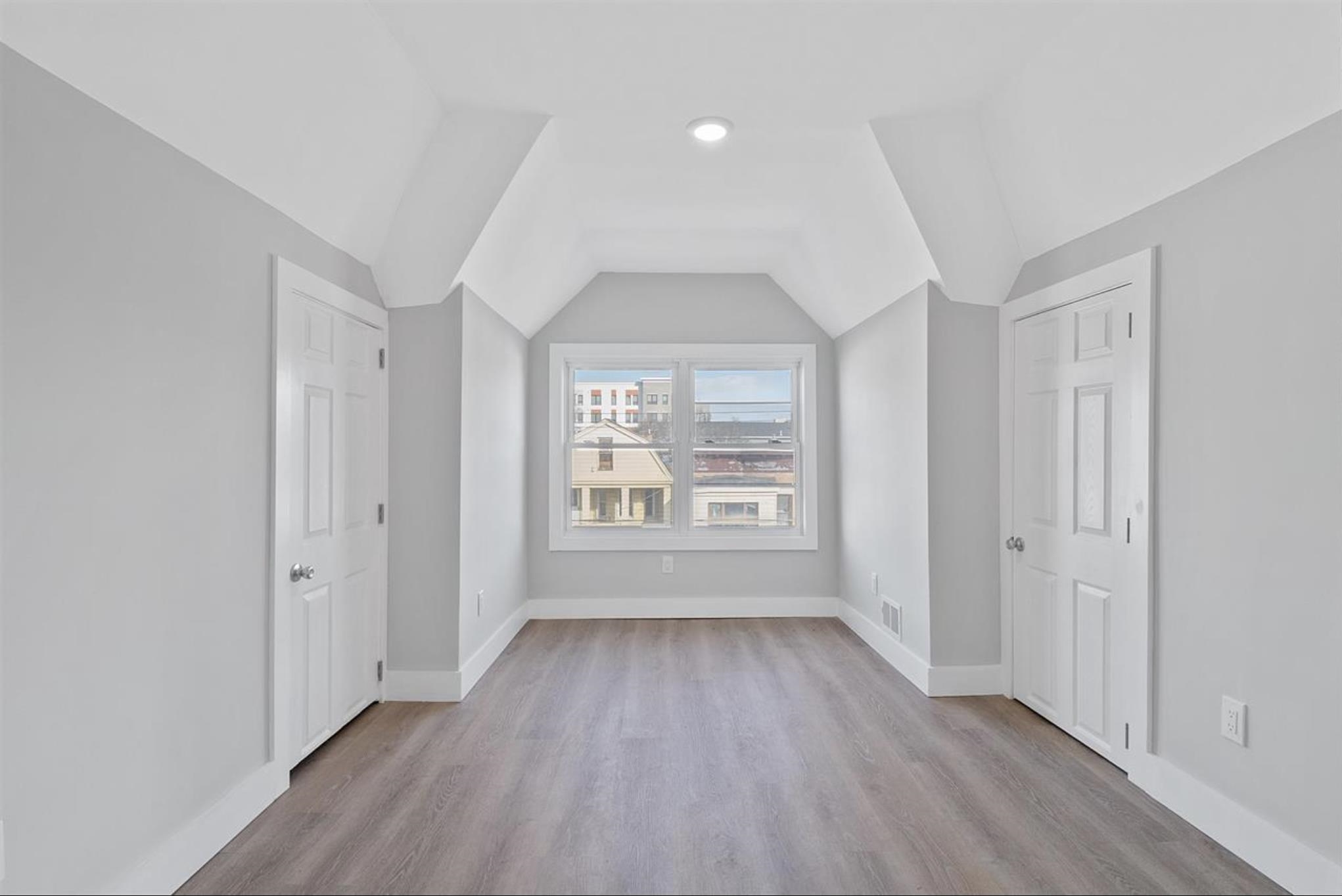 95 CLAREMONT AVE