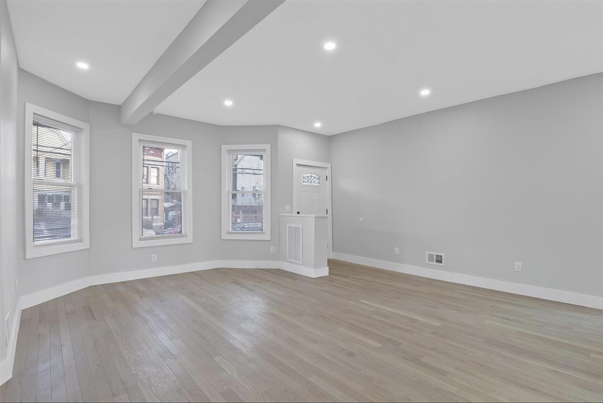 95 CLAREMONT AVE
