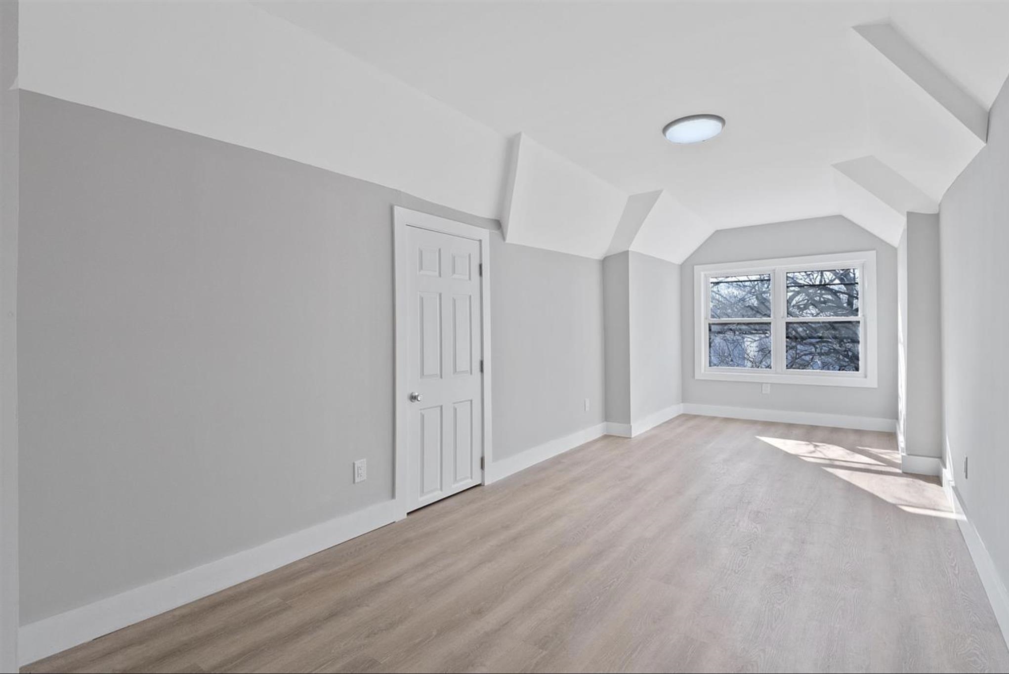 95 CLAREMONT AVE