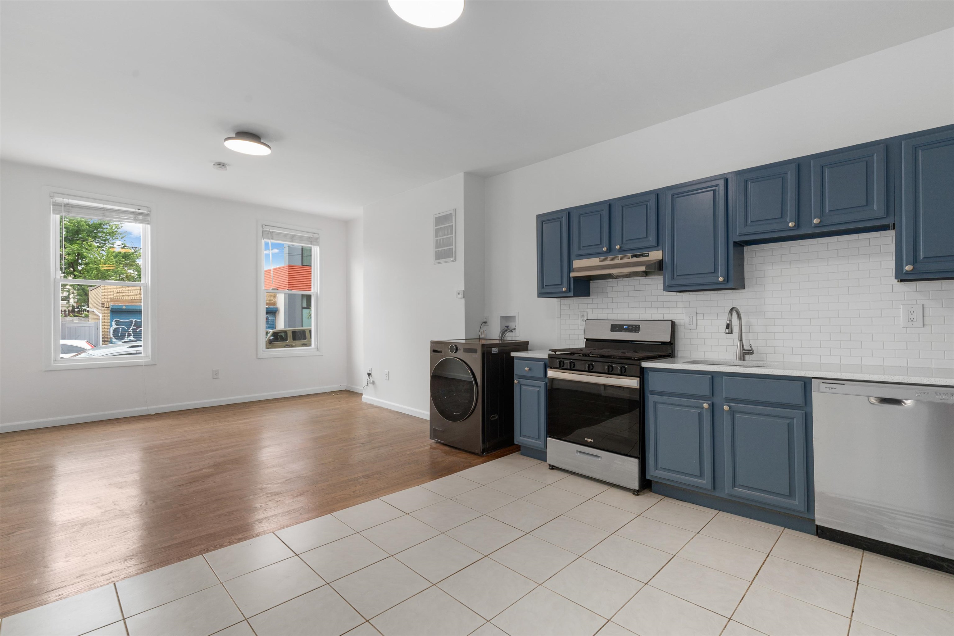 84 GRIFFITH ST Unit: #1