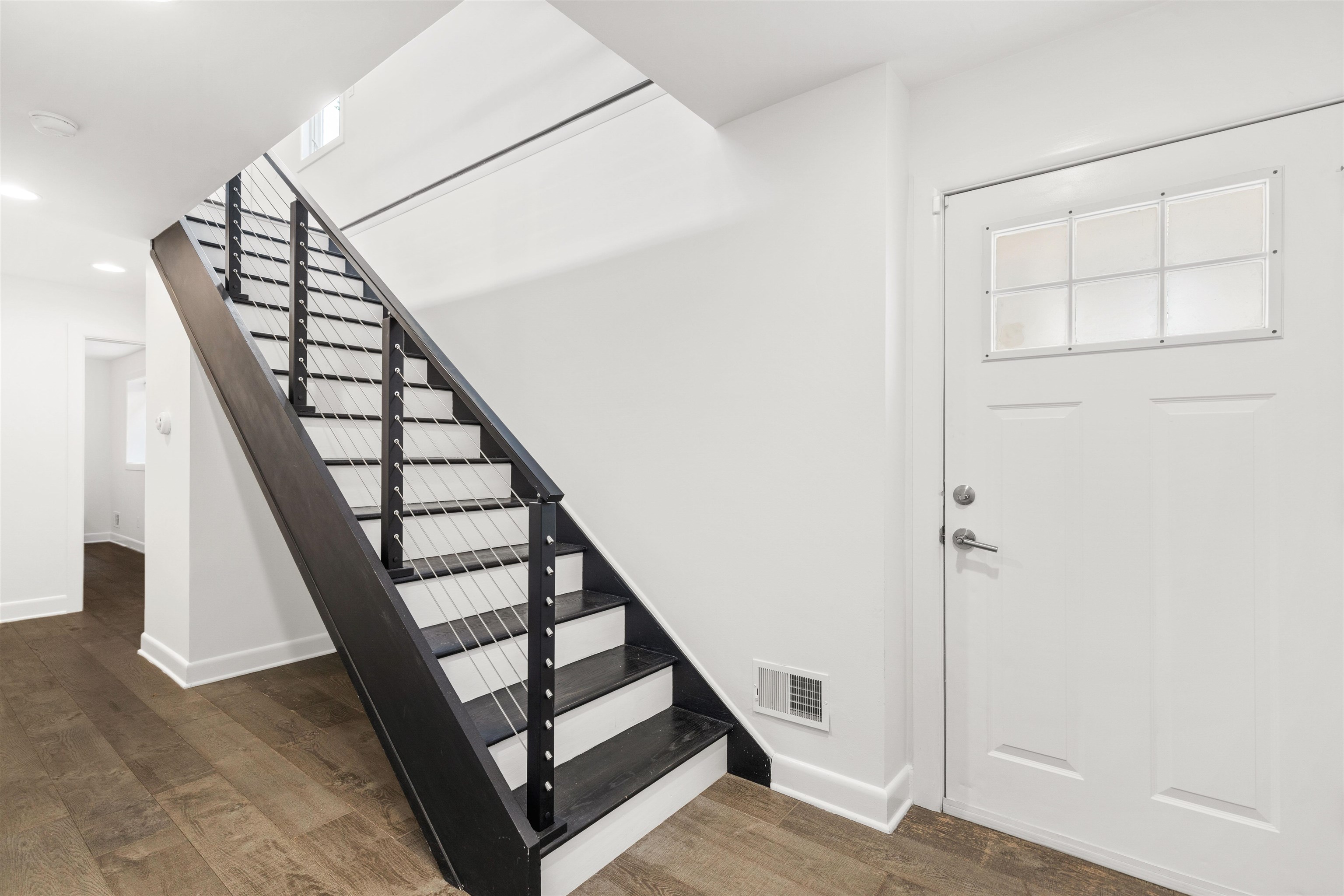 627 GREGORY AVE