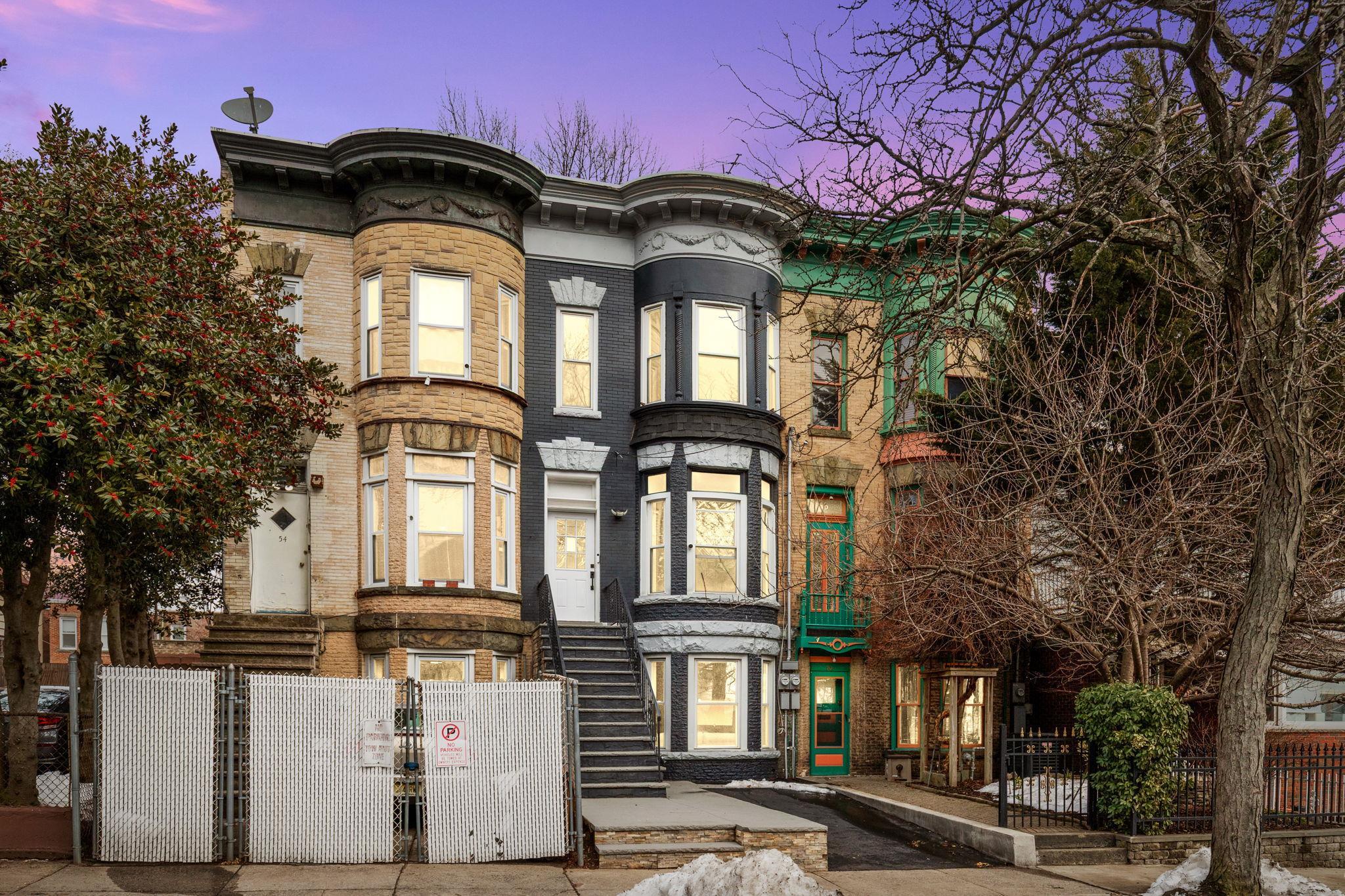 52 BRINKERHOFF ST