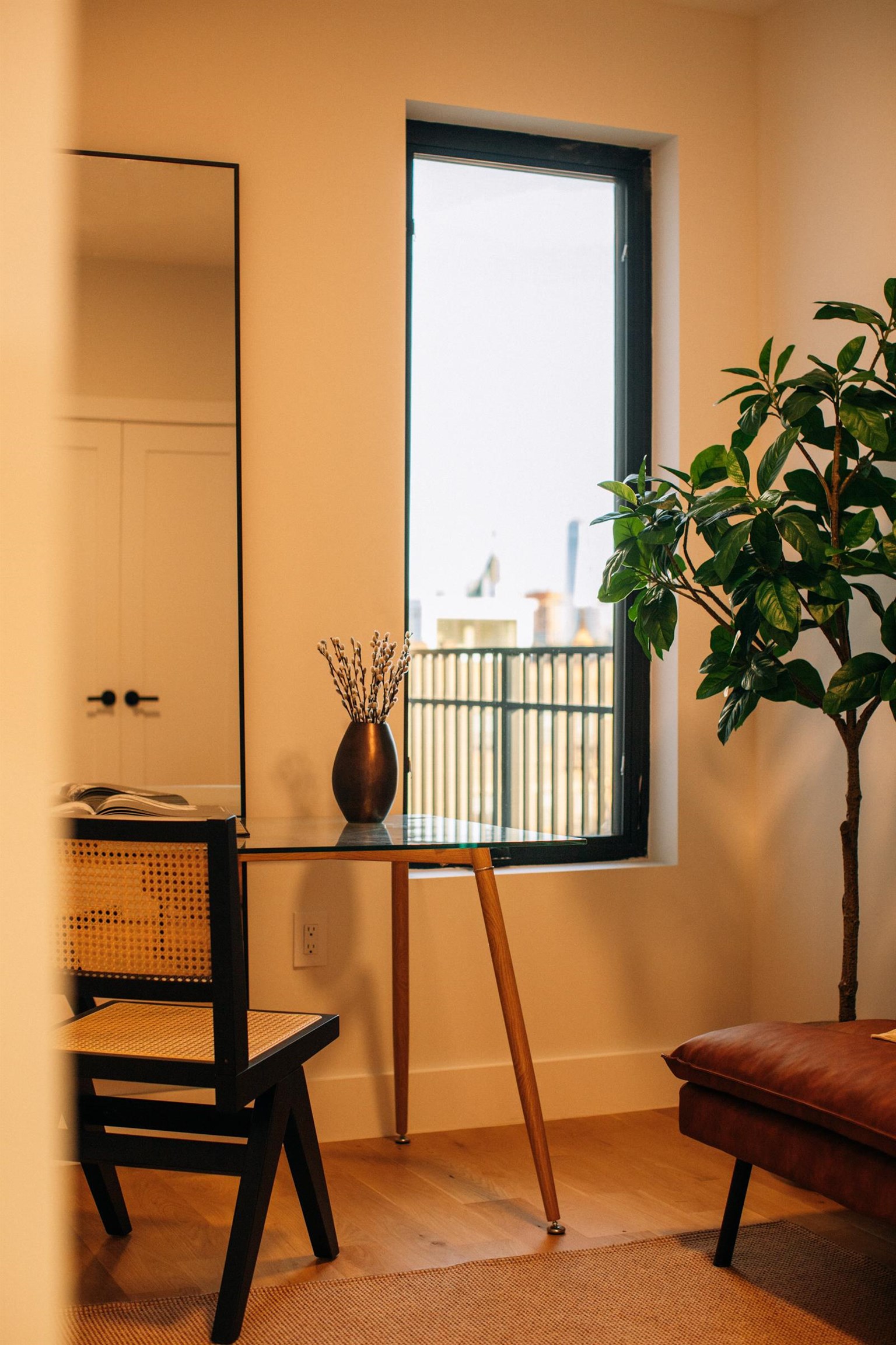 433 CENTRAL AVE Unit: PH4