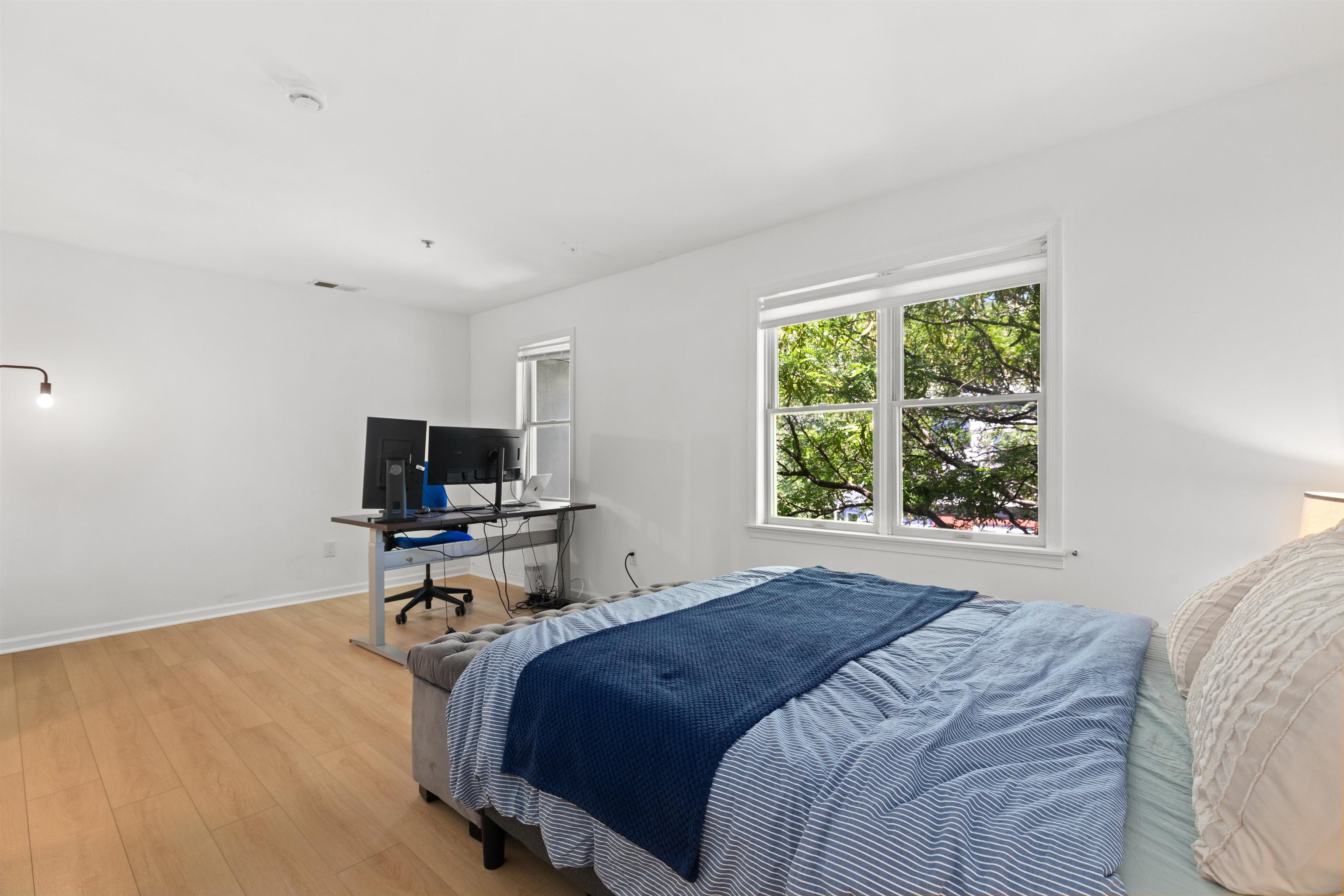 39B HAMILTON AVE
