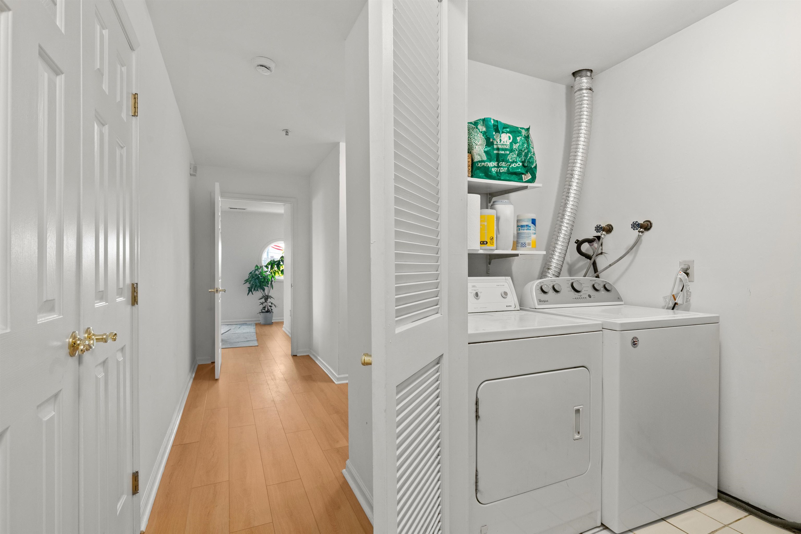 39B HAMILTON AVE