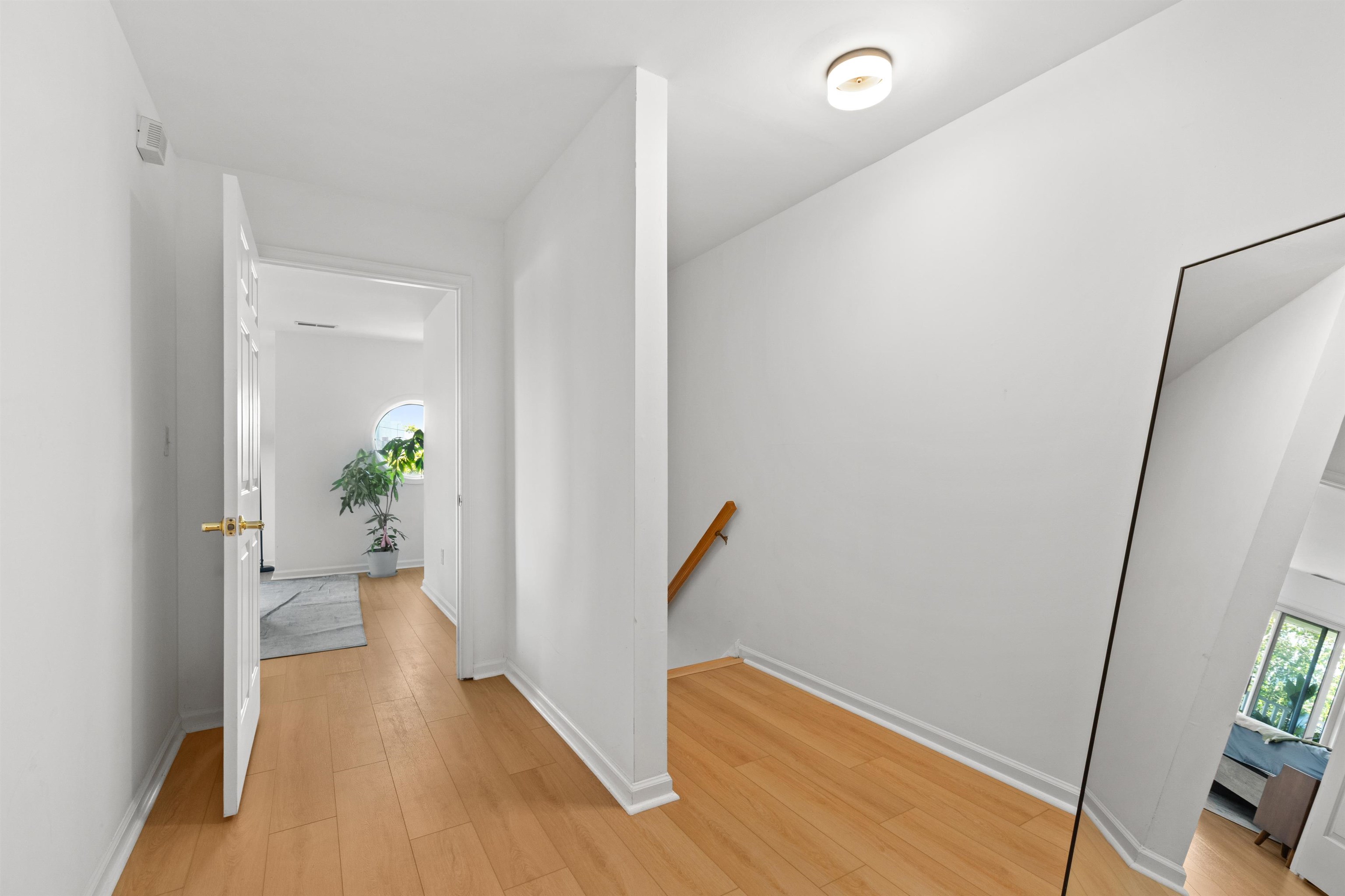 39B HAMILTON AVE