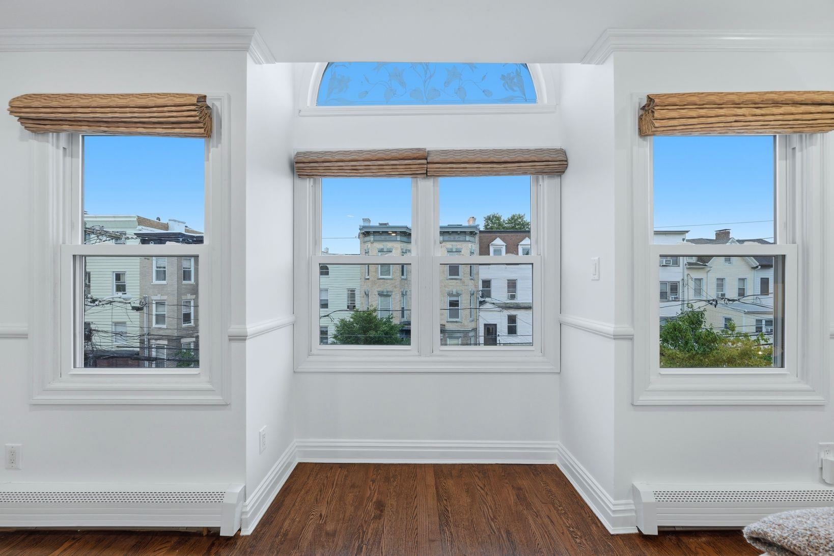 208 OGDEN AVE Unit: #2