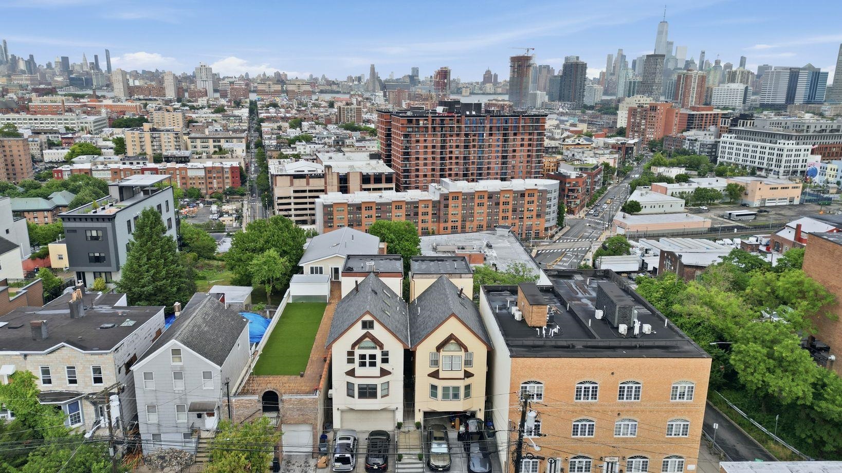 208 OGDEN AVE Unit: #2