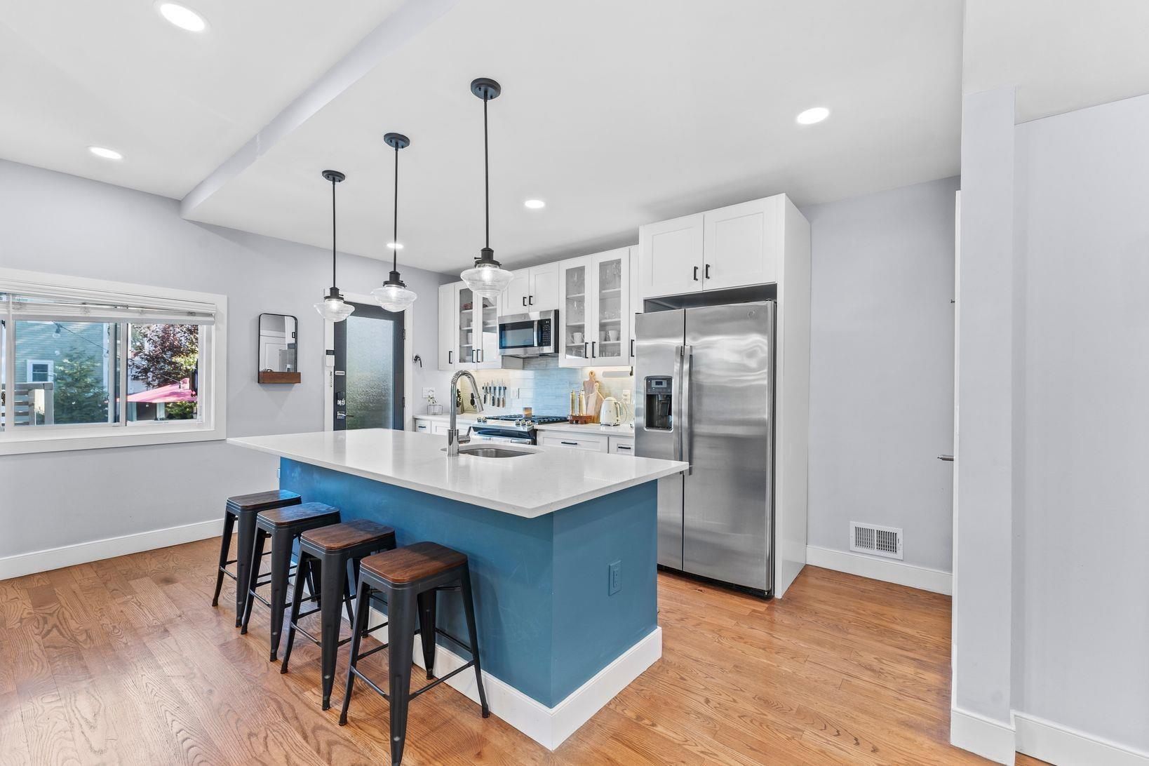 76 CONDICT ST