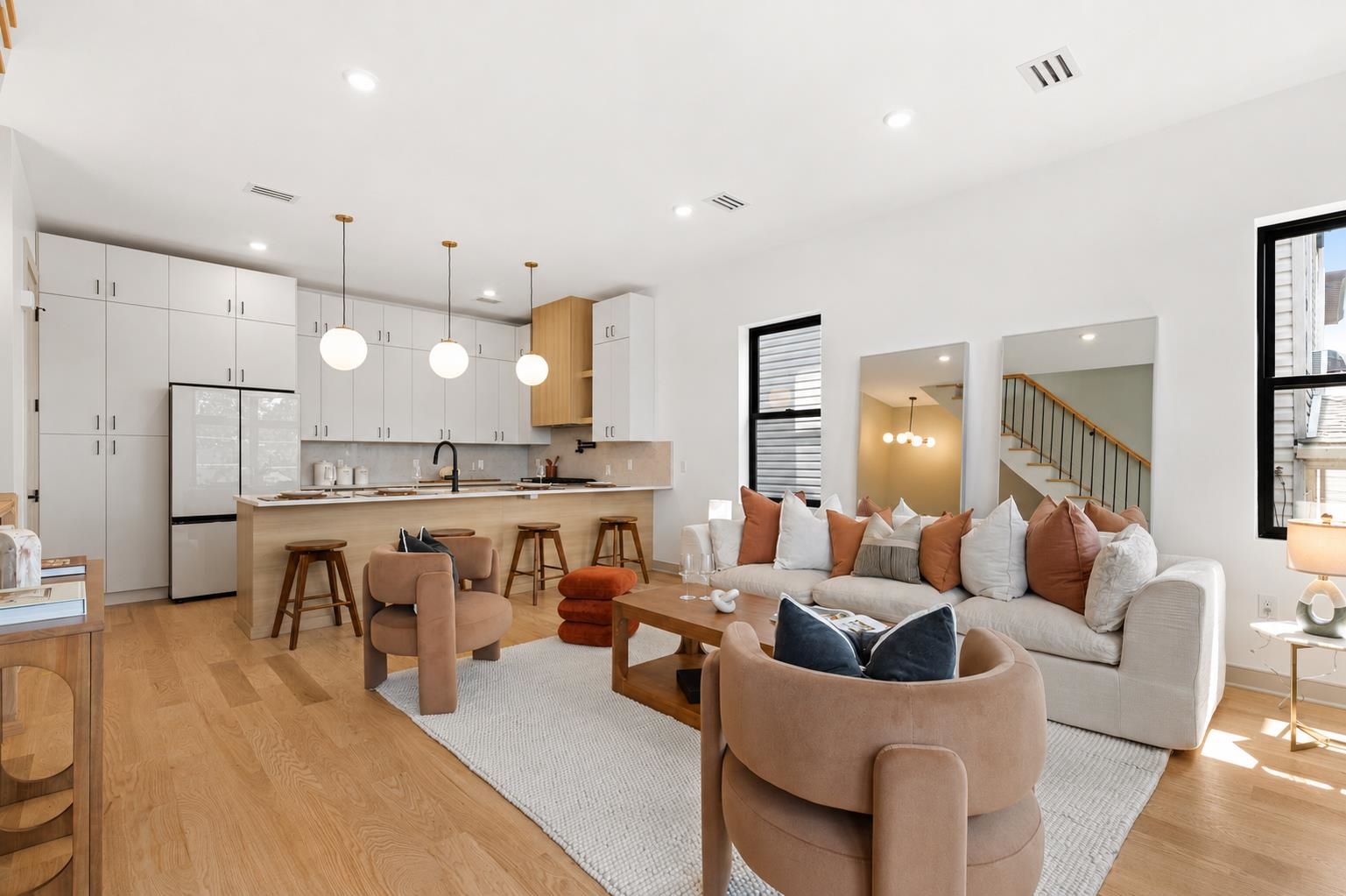 322 PRINCETON AVE Unit: Unit 2