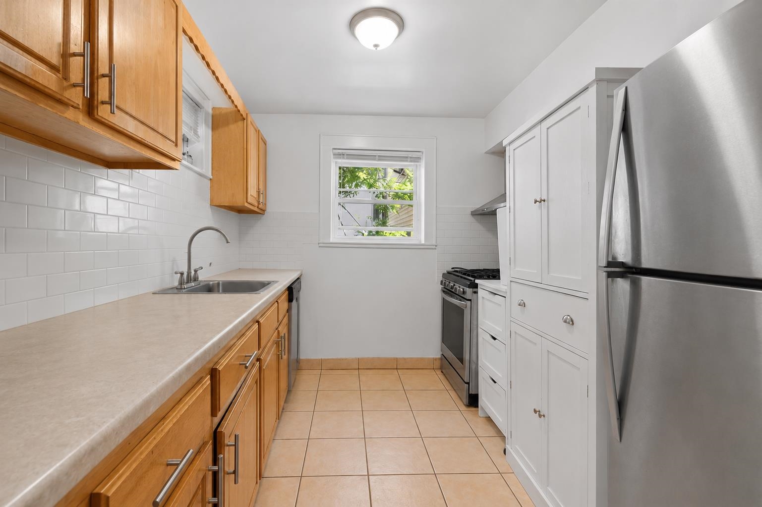 86 GRIFFITH ST Unit: 2