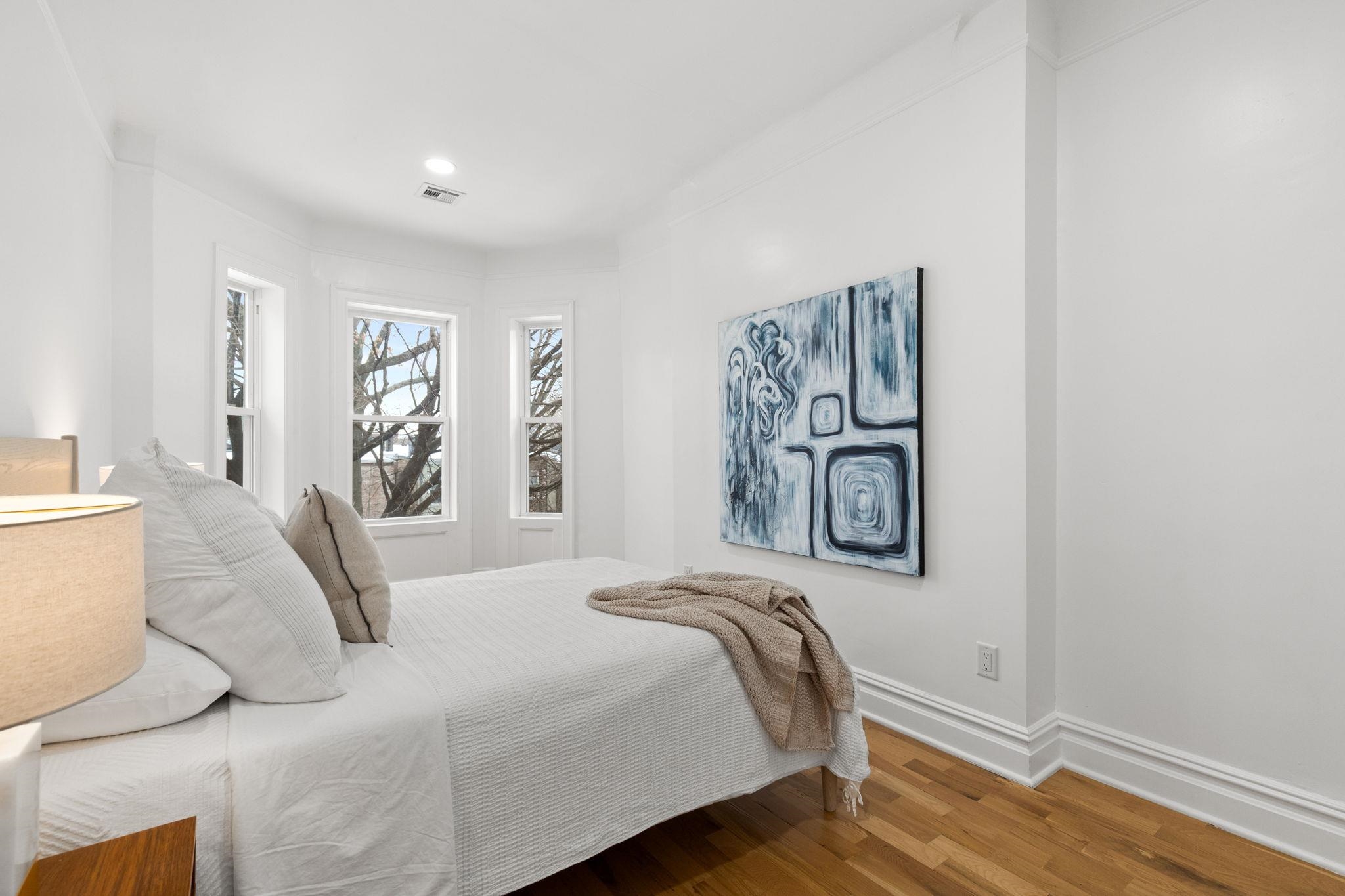 52 BRINKERHOFF ST