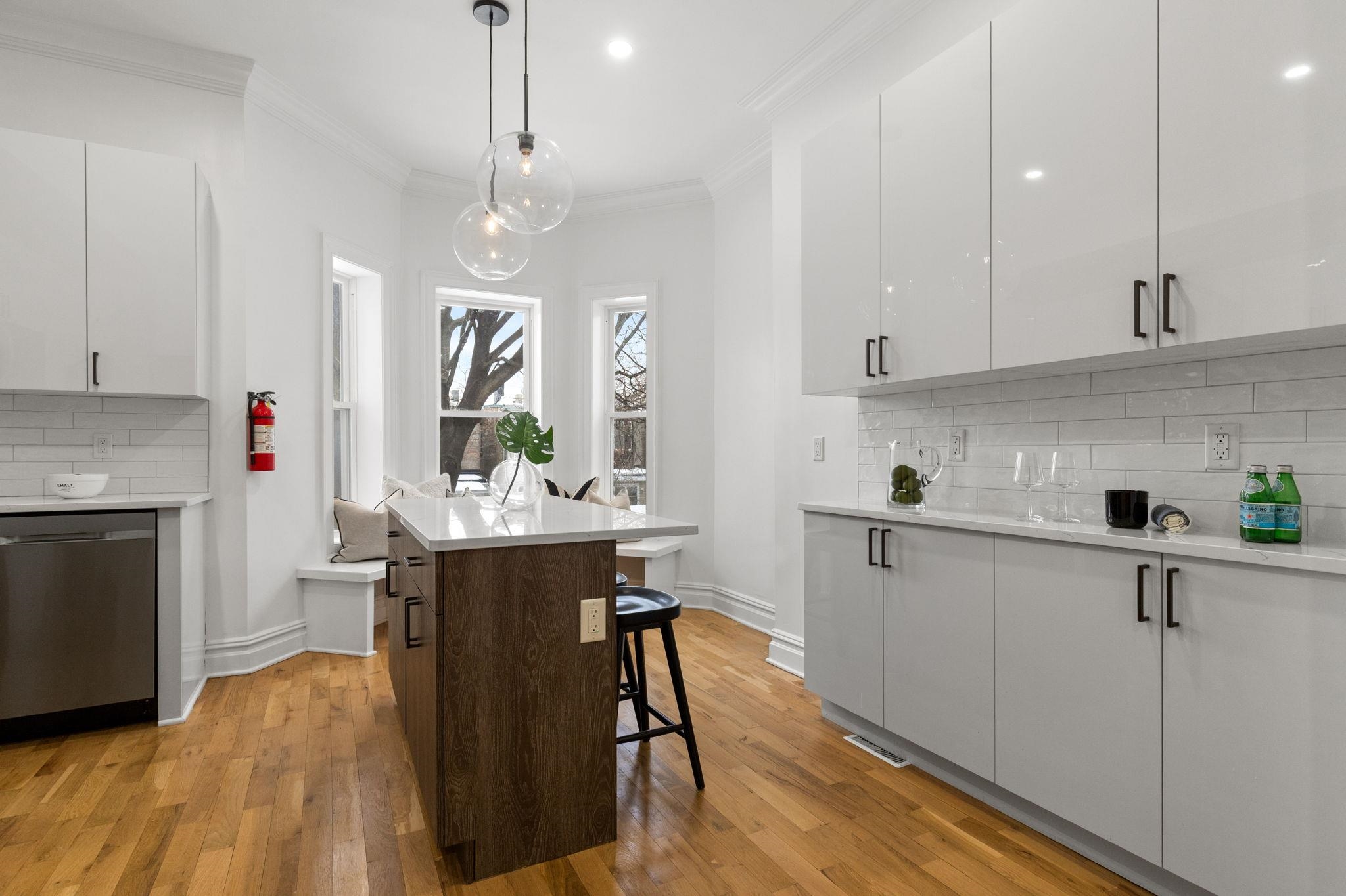 52 BRINKERHOFF ST
