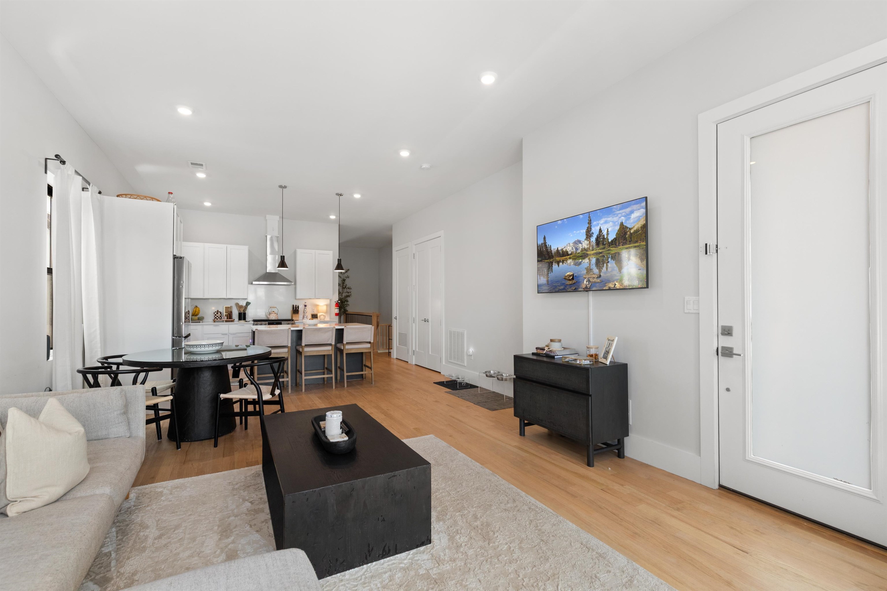 107 ORIENT AVE