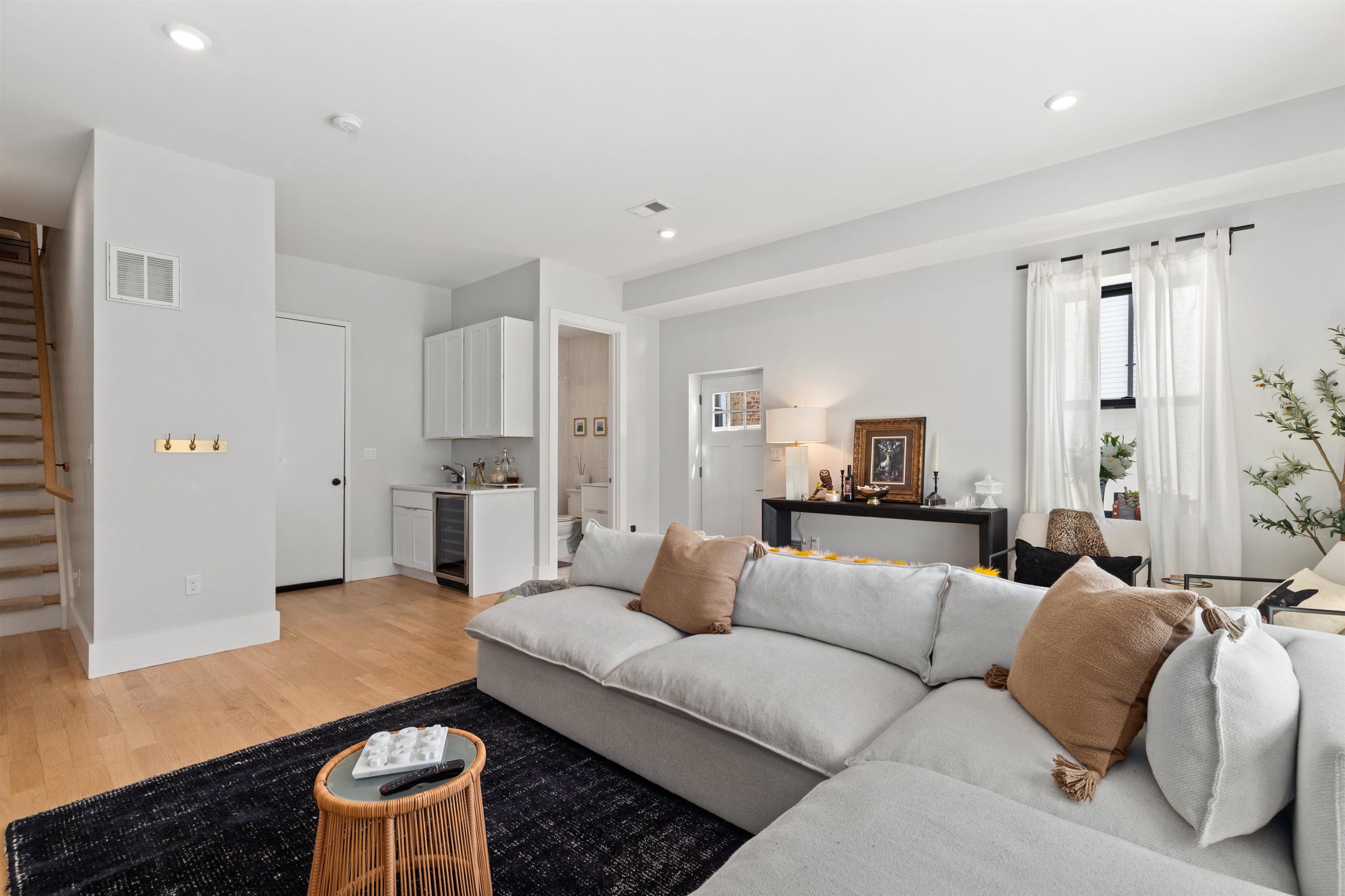 107 ORIENT AVE