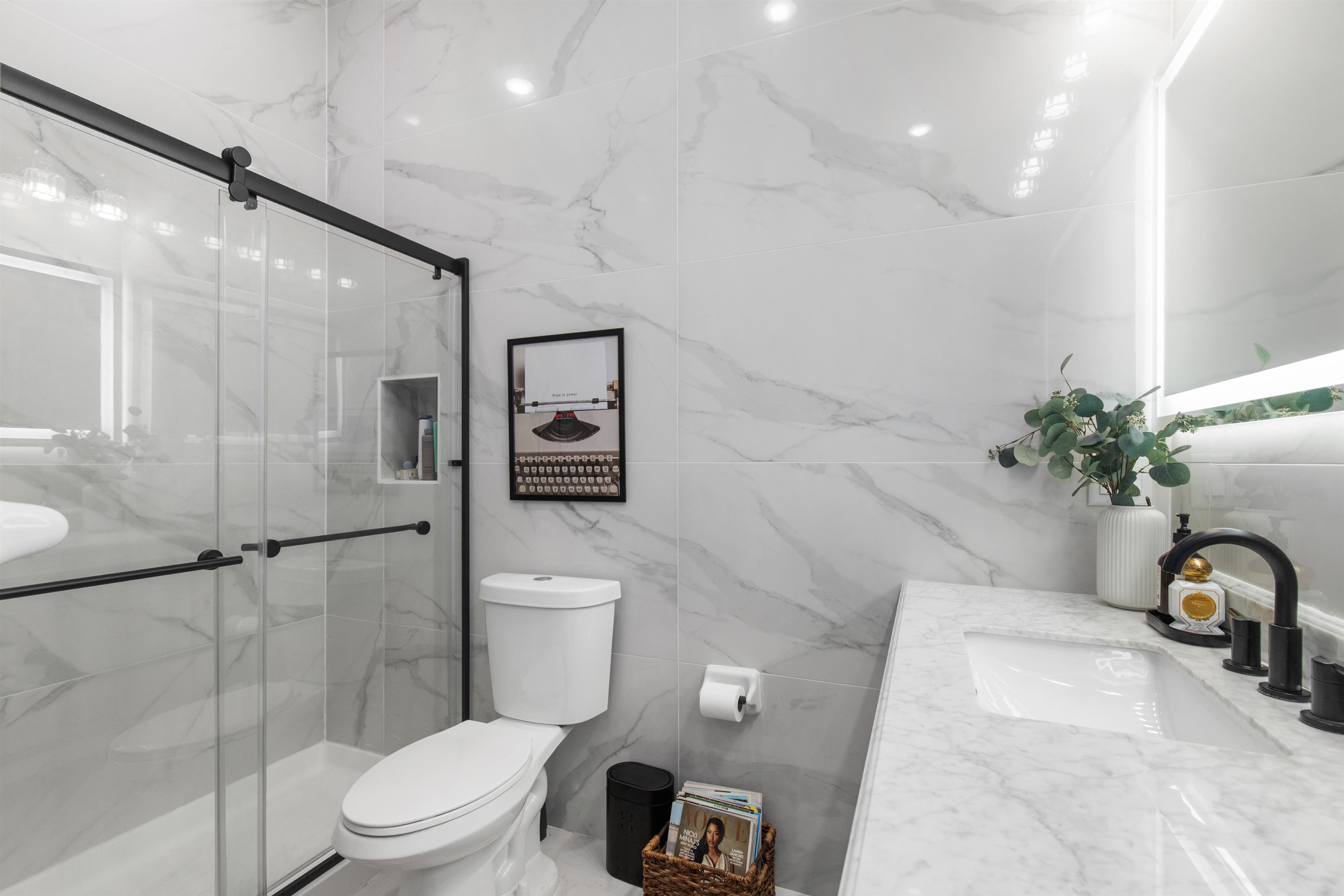 89 LINCOLN ST Unit: Townhouse