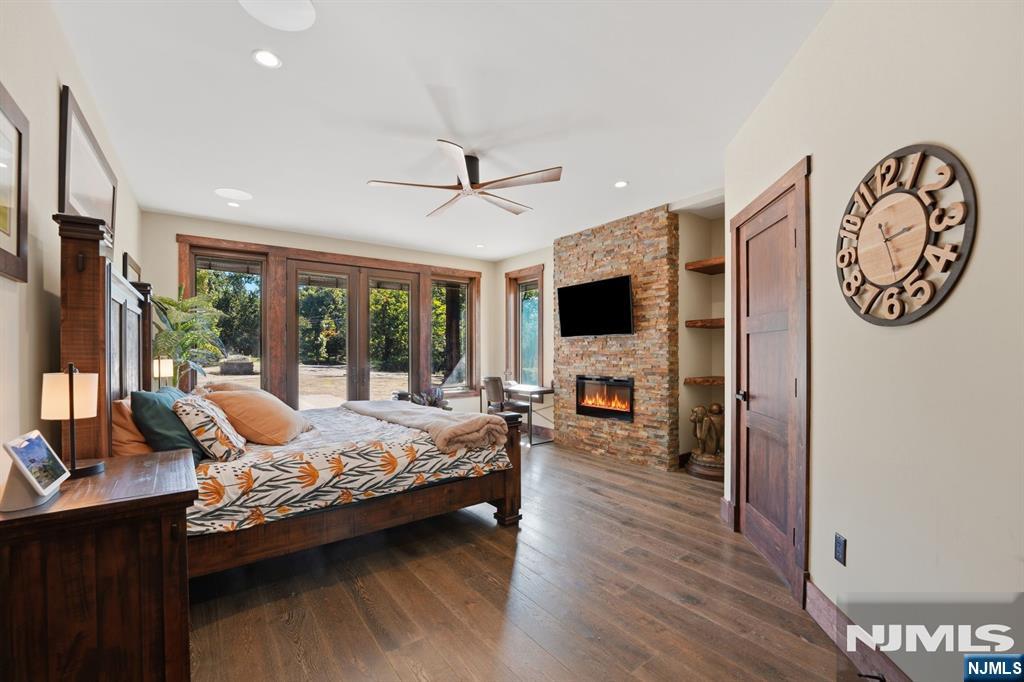 87 Jackson Avenue