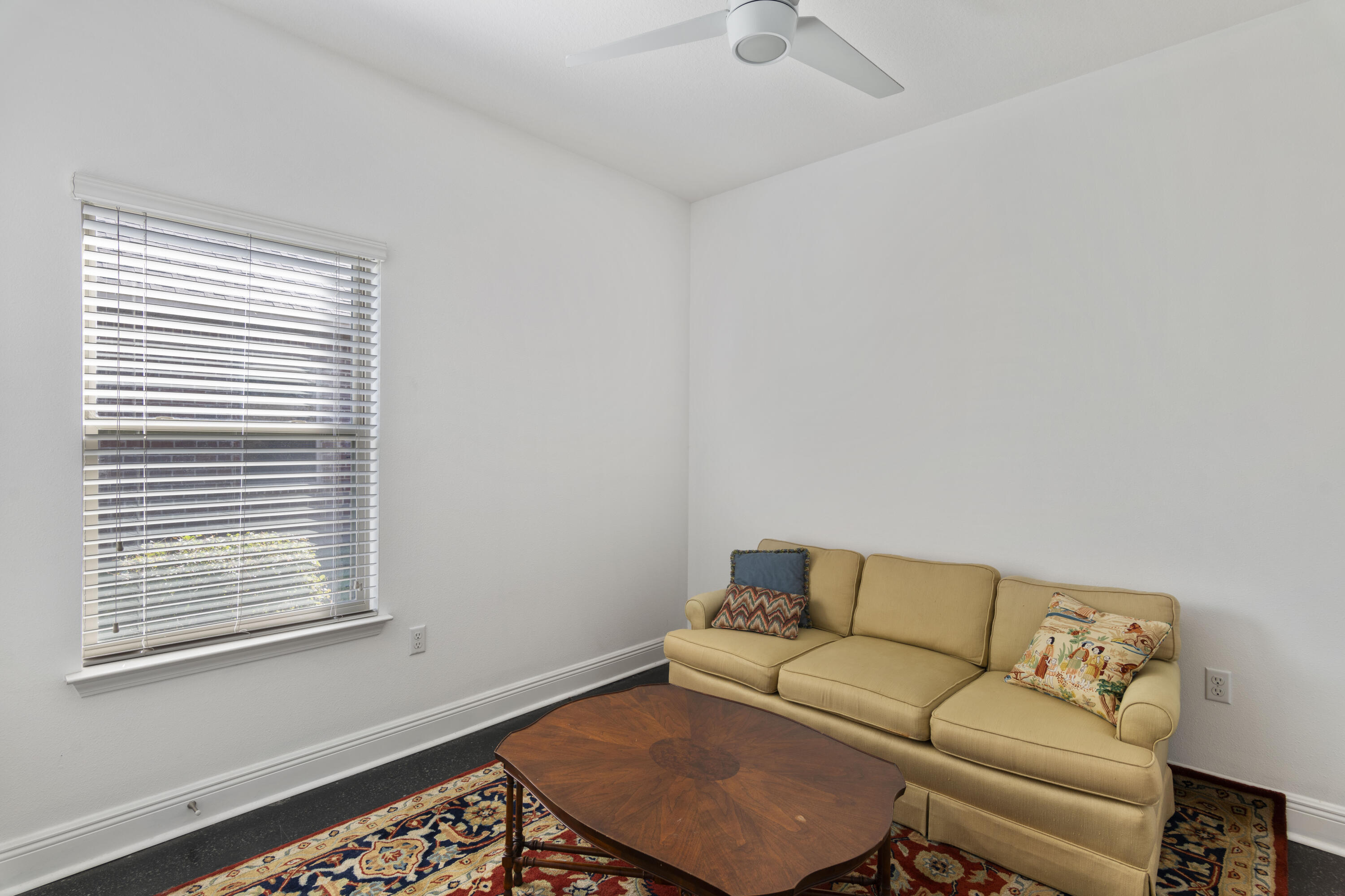 882 Cocobolo Drive
