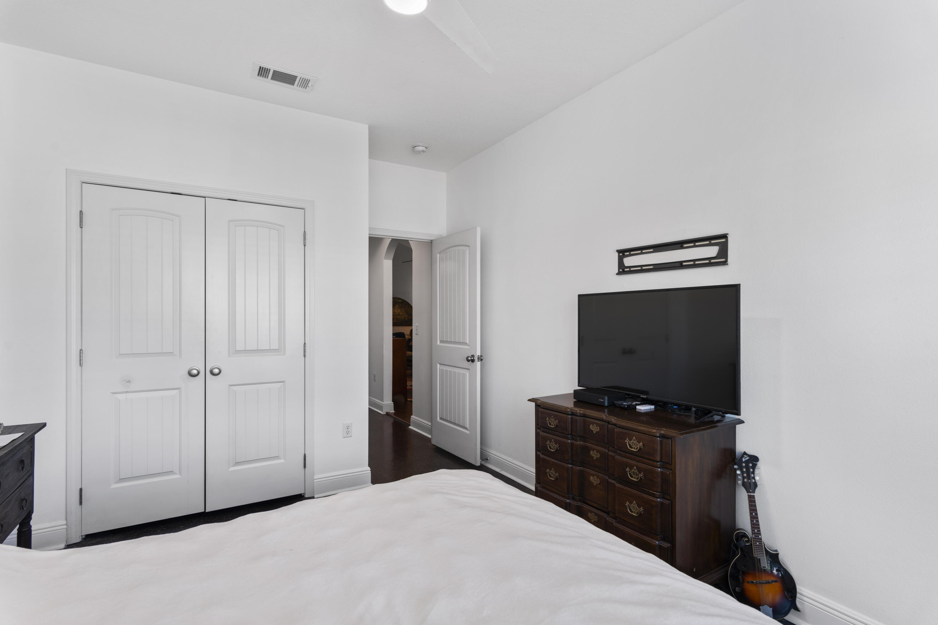 882 Cocobolo Drive