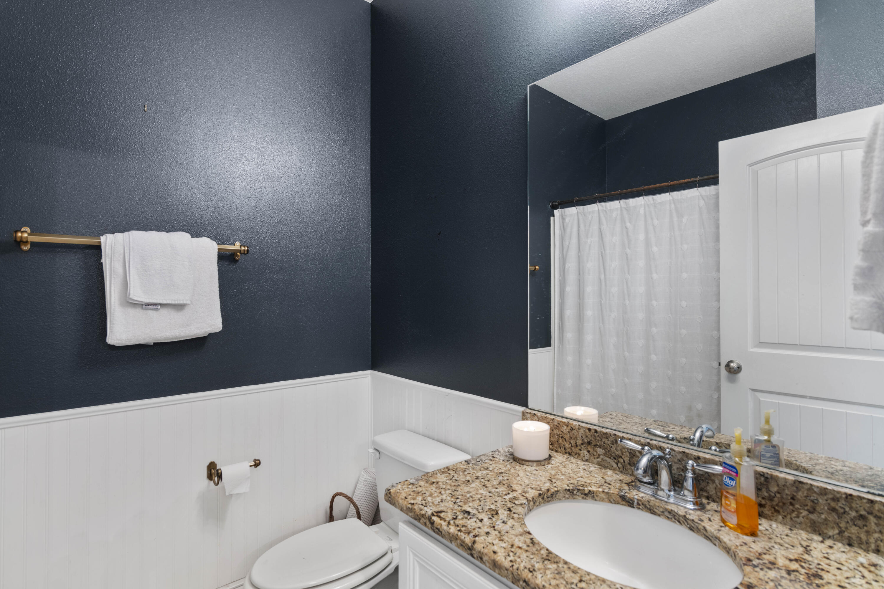 882 Cocobolo Drive