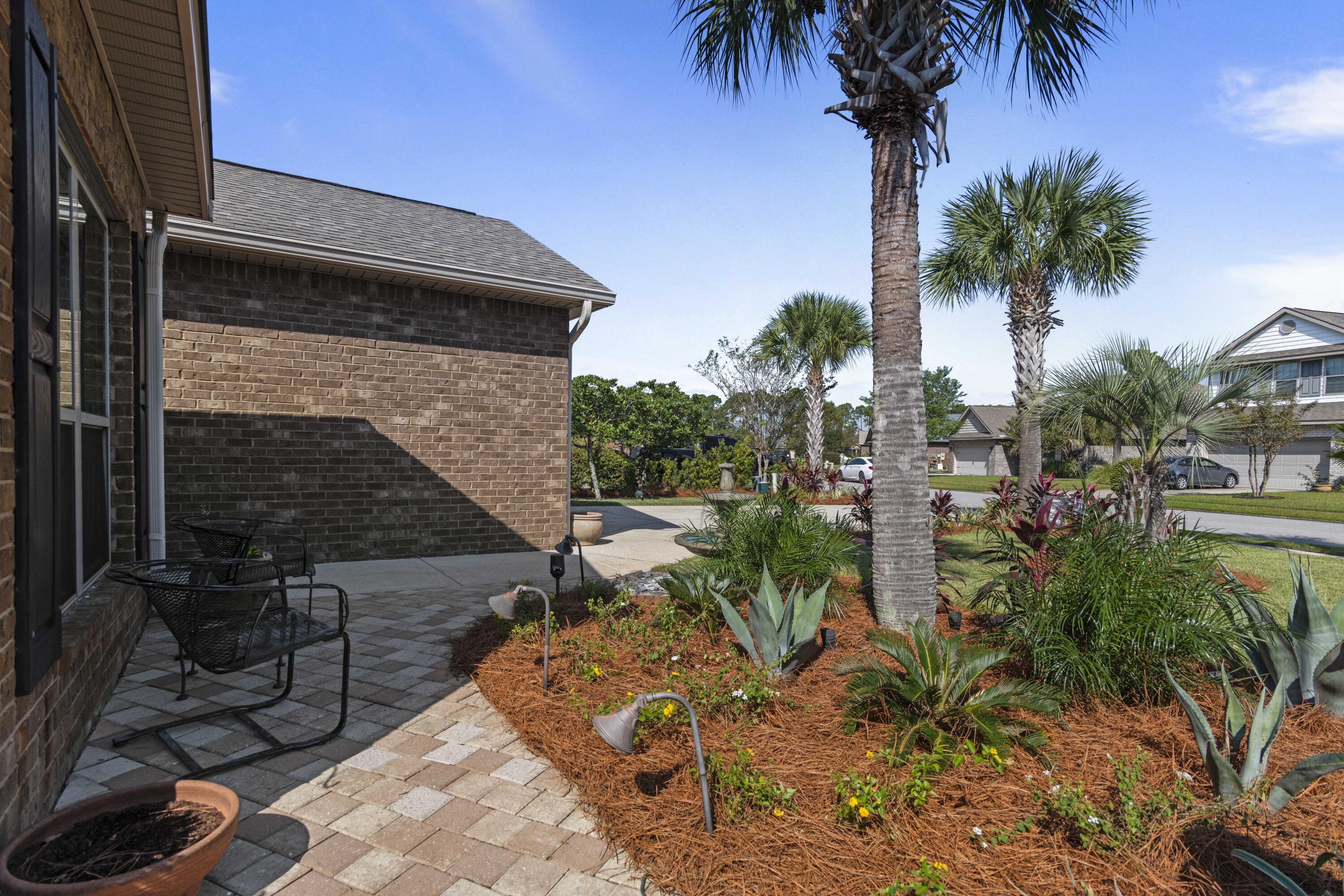882 Cocobolo Drive