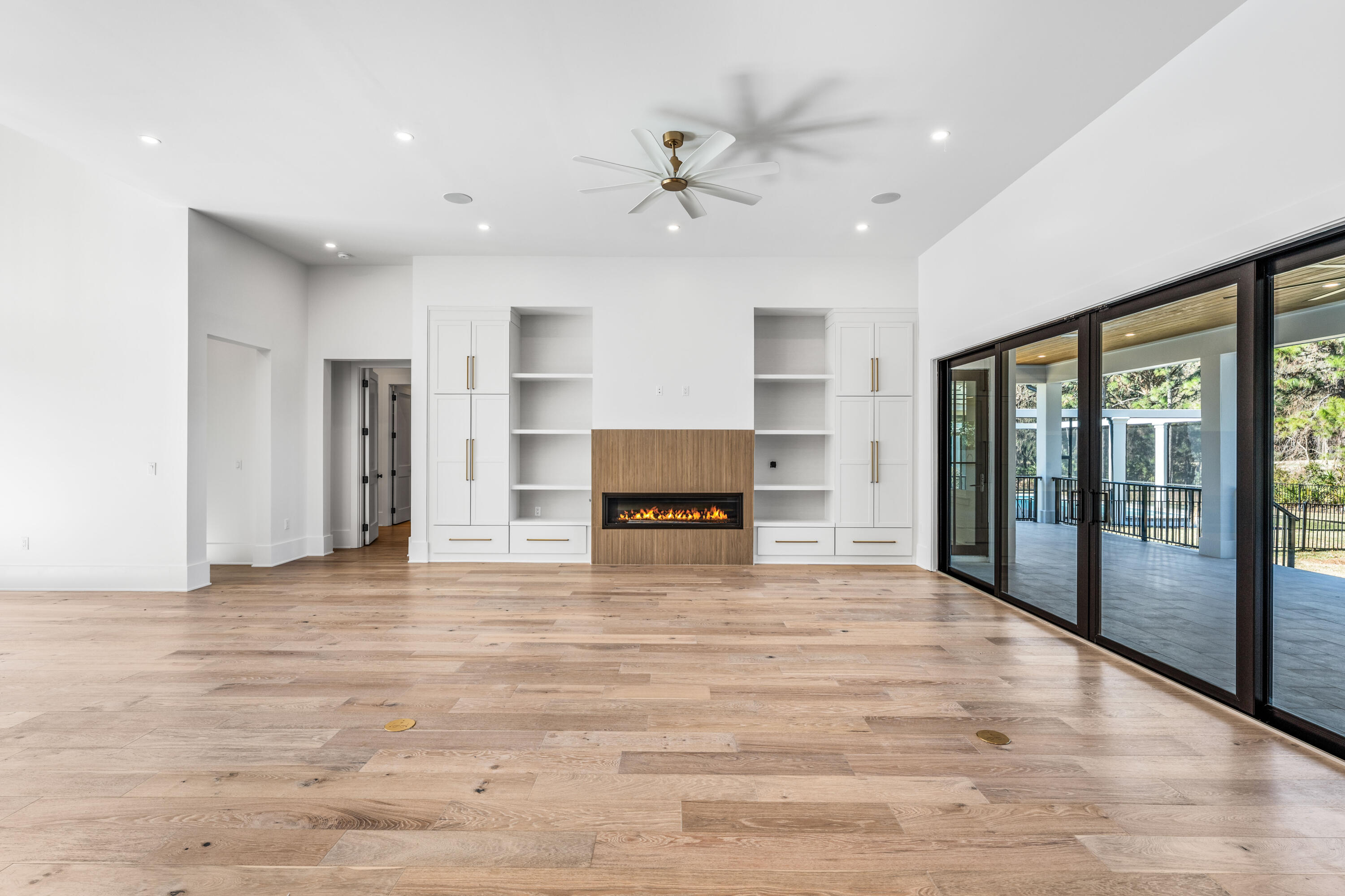 438 Regatta Bay Boulevard